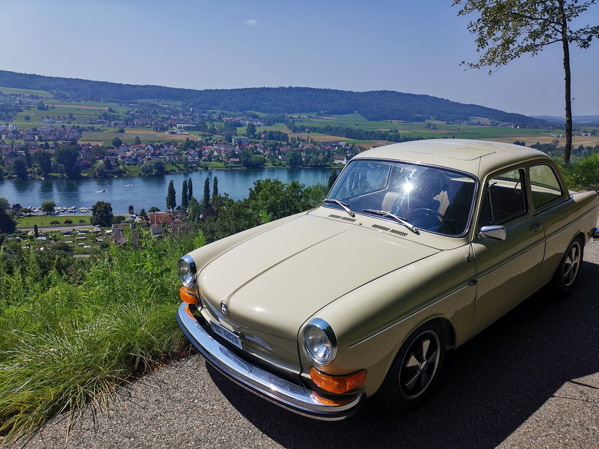 VW VW 31- 1600L Notchback-image-8