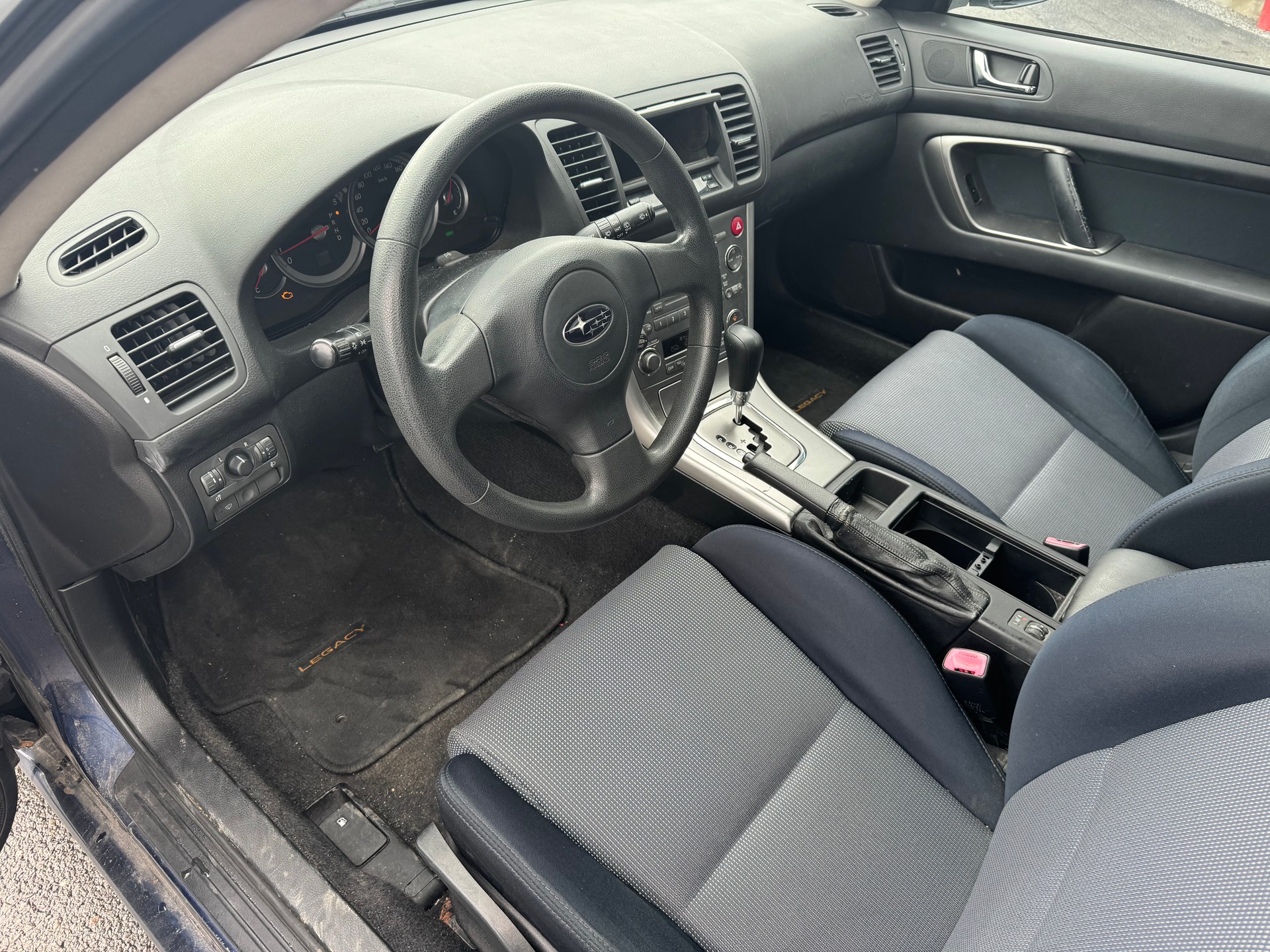 SUBARU Legacy 2.0i AWD-image-9