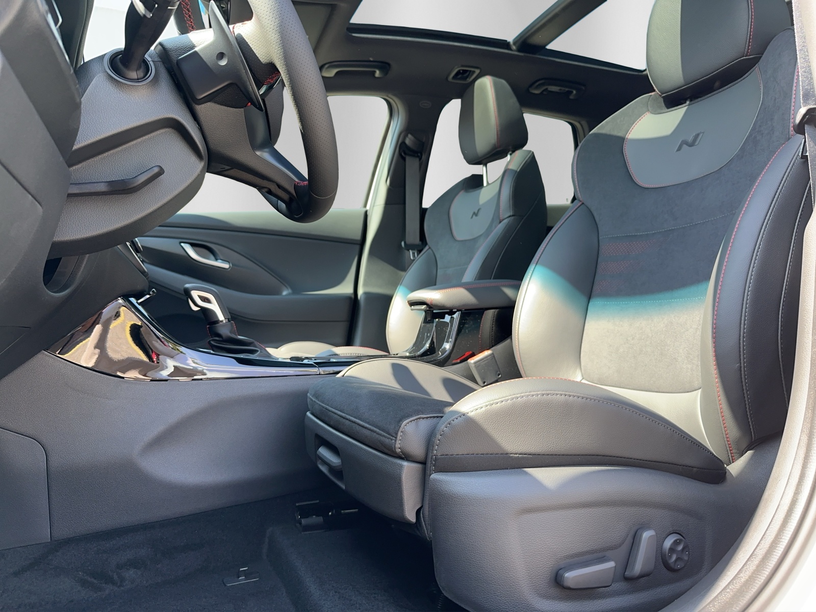 HYUNDAI i30 W 1.5 T-GDi N LineDCT-image-11