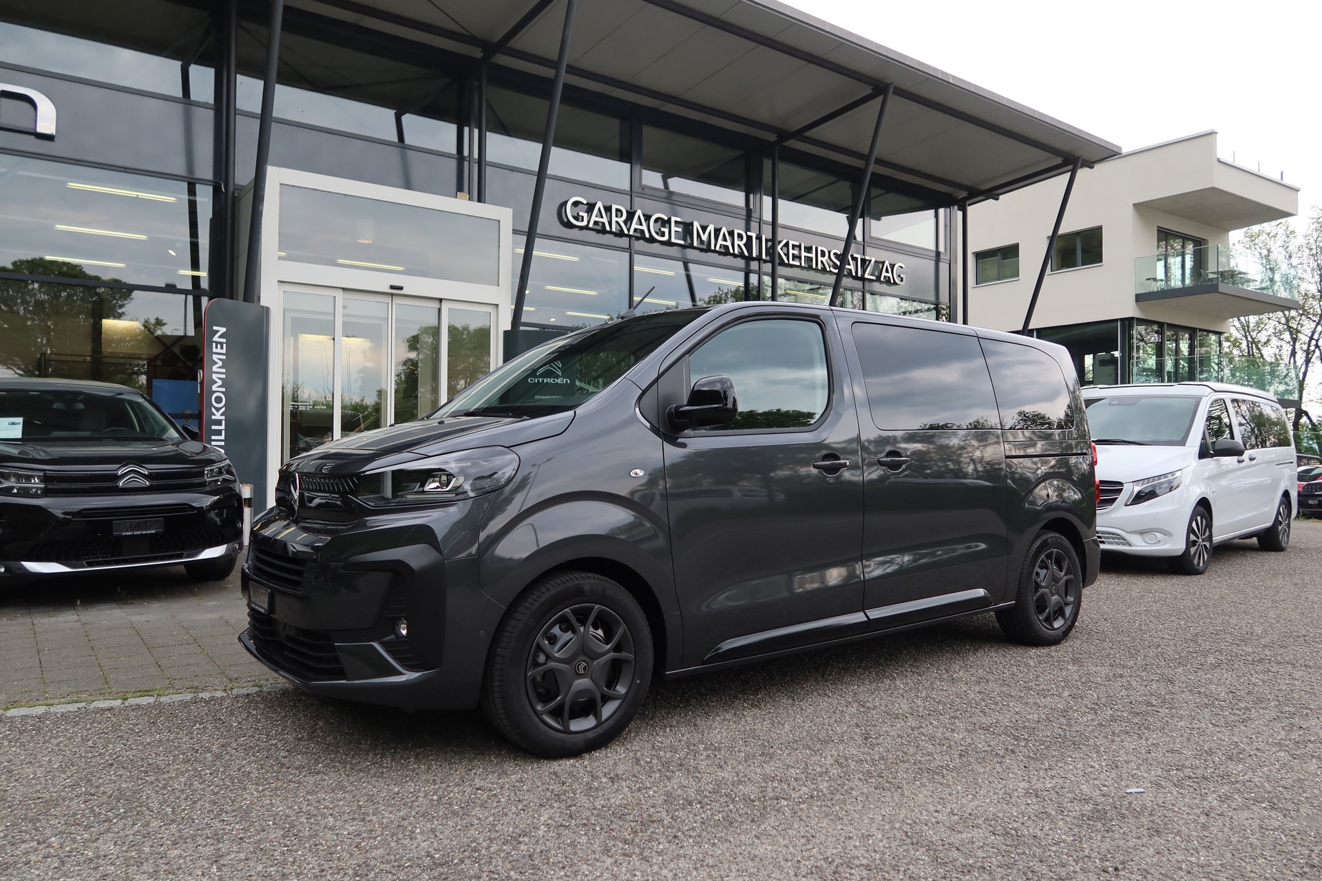 CITROEN Spacetourer You M EAT8-image-1