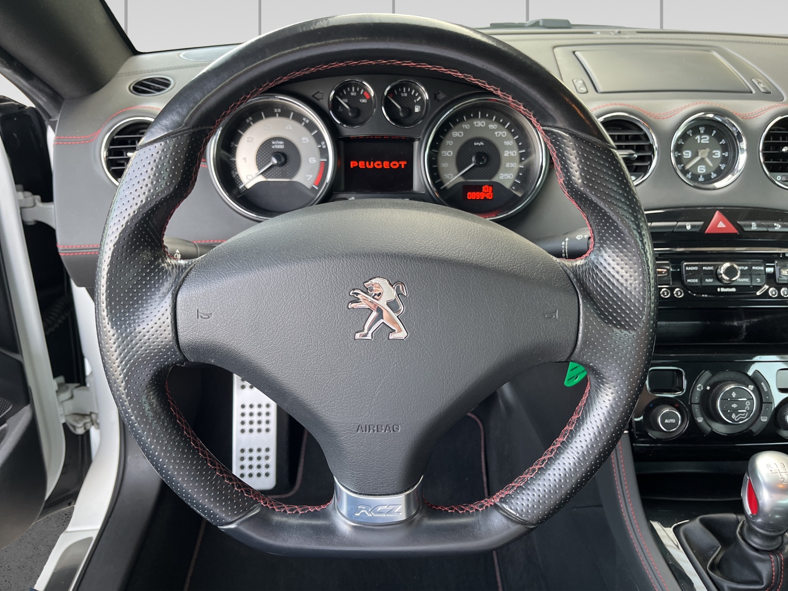 PEUGEOT RCZ R 1.6 Turbo-image-8