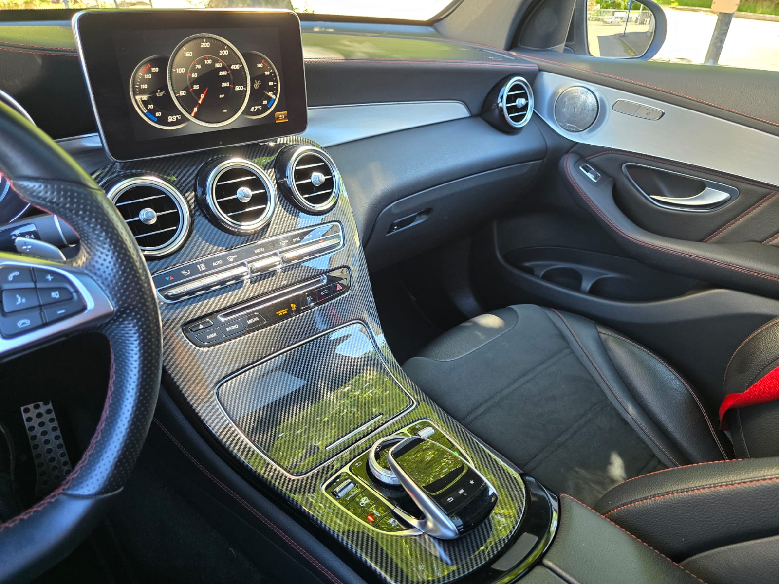 MERCEDES-BENZ GLC 43 AMG 4Matic 9G-Tronic-image-12