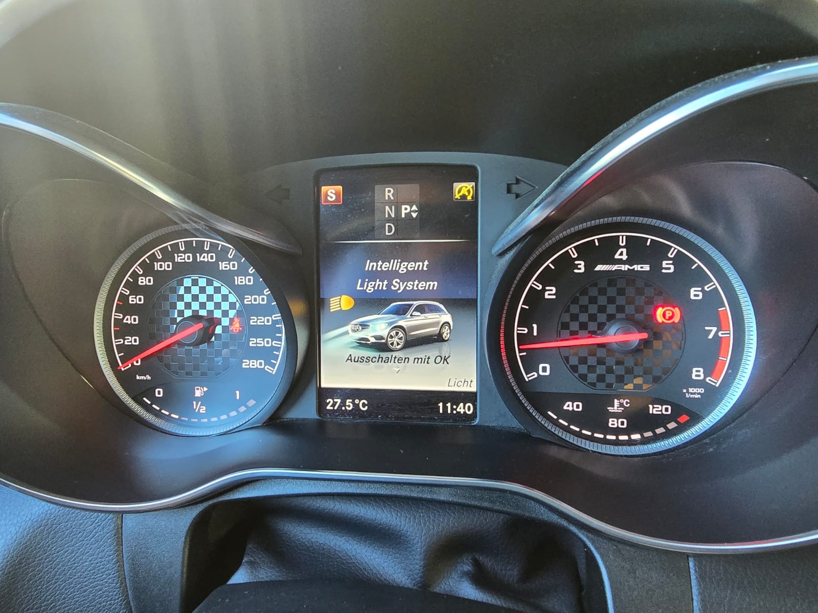 MERCEDES-BENZ GLC 43 AMG 4Matic 9G-Tronic-image-13