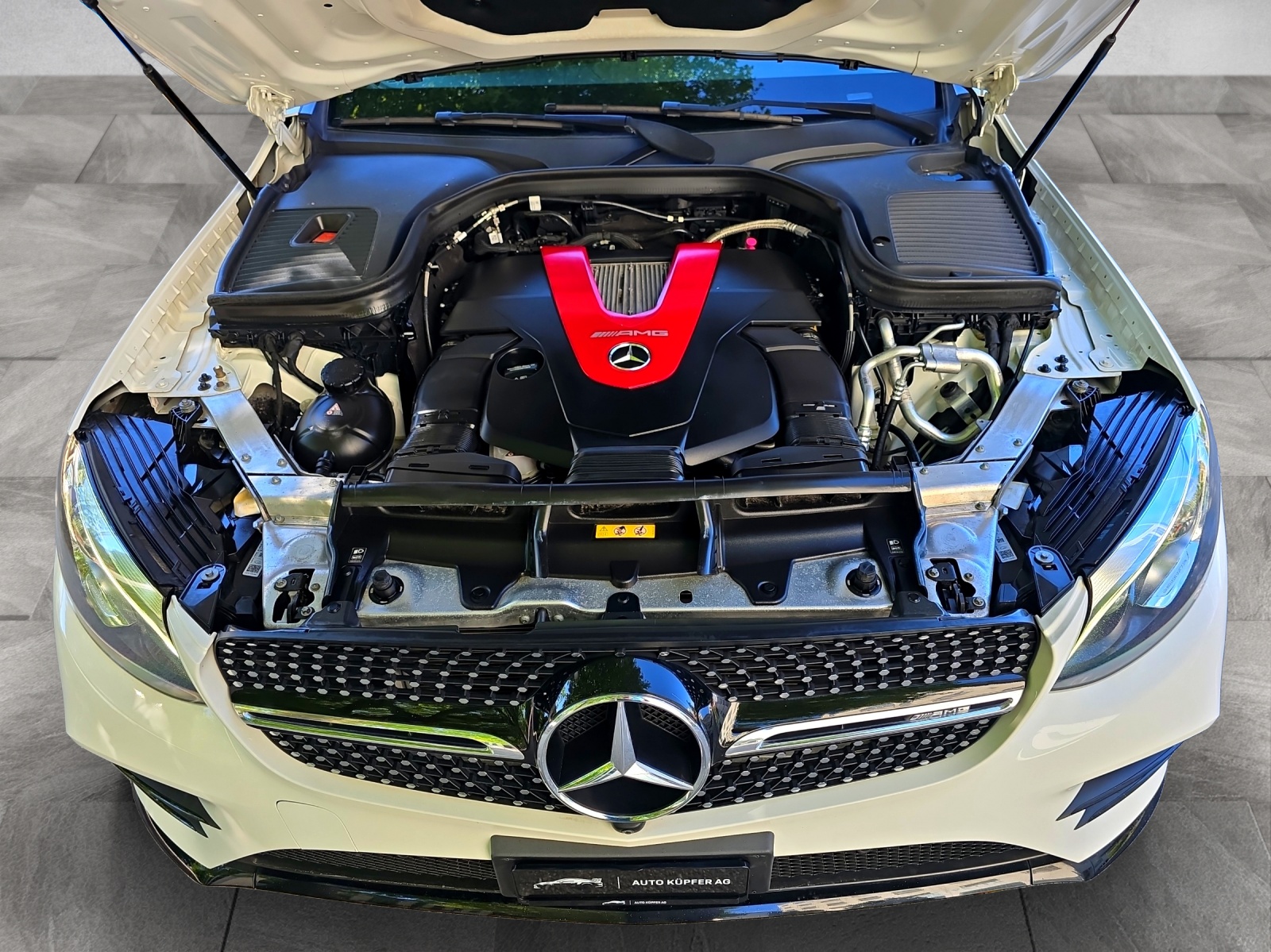 MERCEDES-BENZ GLC 43 AMG 4Matic 9G-Tronic-image-30