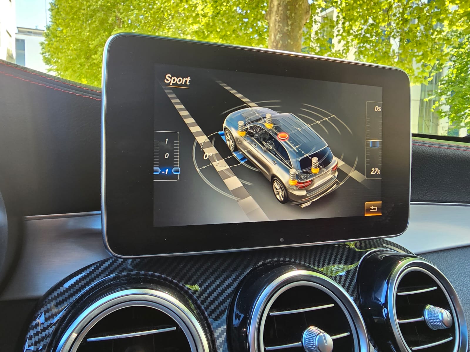 MERCEDES-BENZ GLC 43 AMG 4Matic 9G-Tronic-image-18
