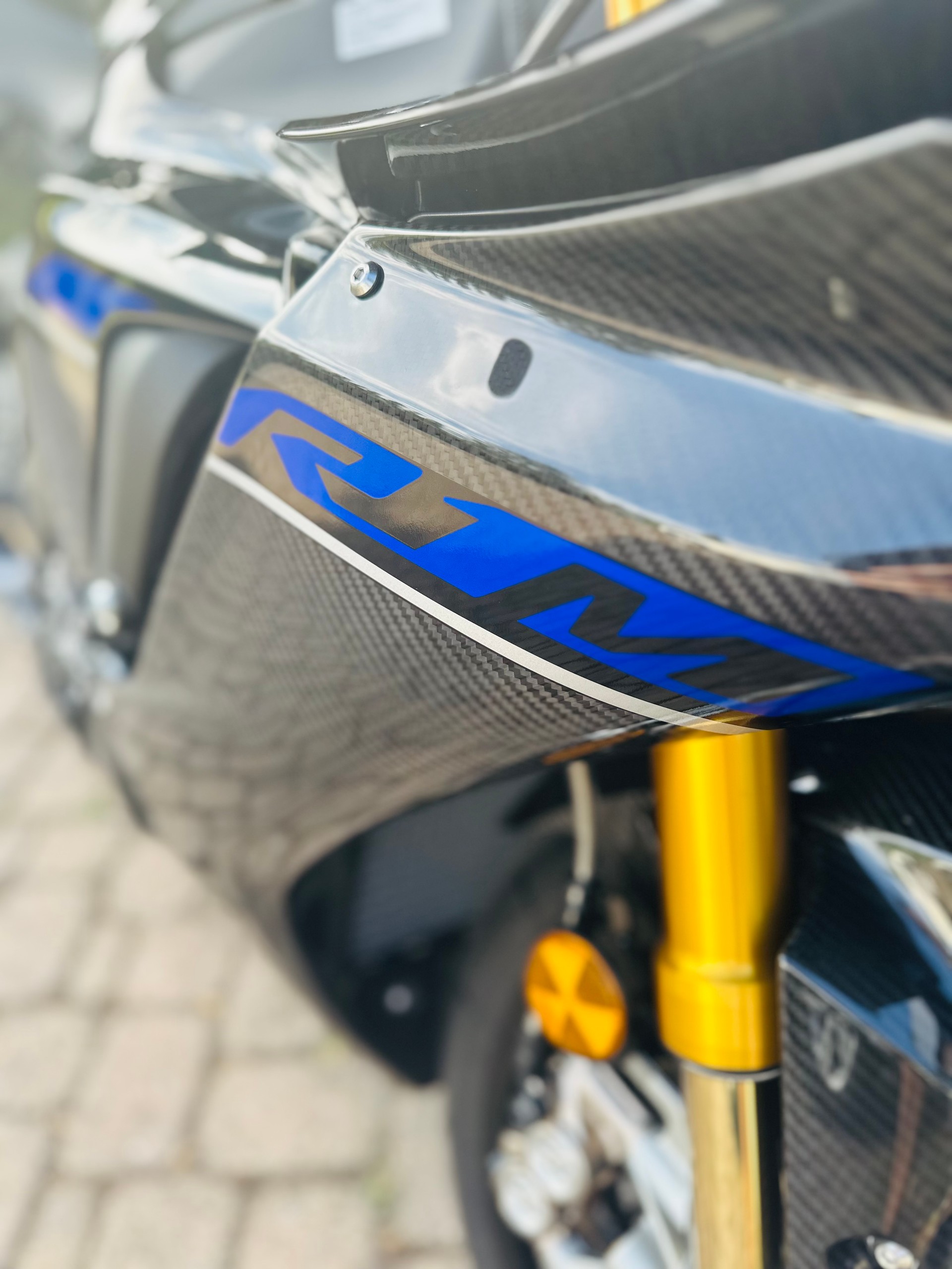 YAMAHA YZF-R1 M ABS-image-7