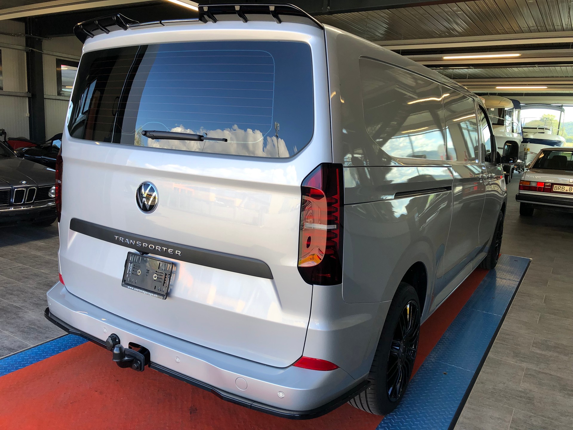 VW Transporter T7 2.0 TDI Lang 110PS-image-8