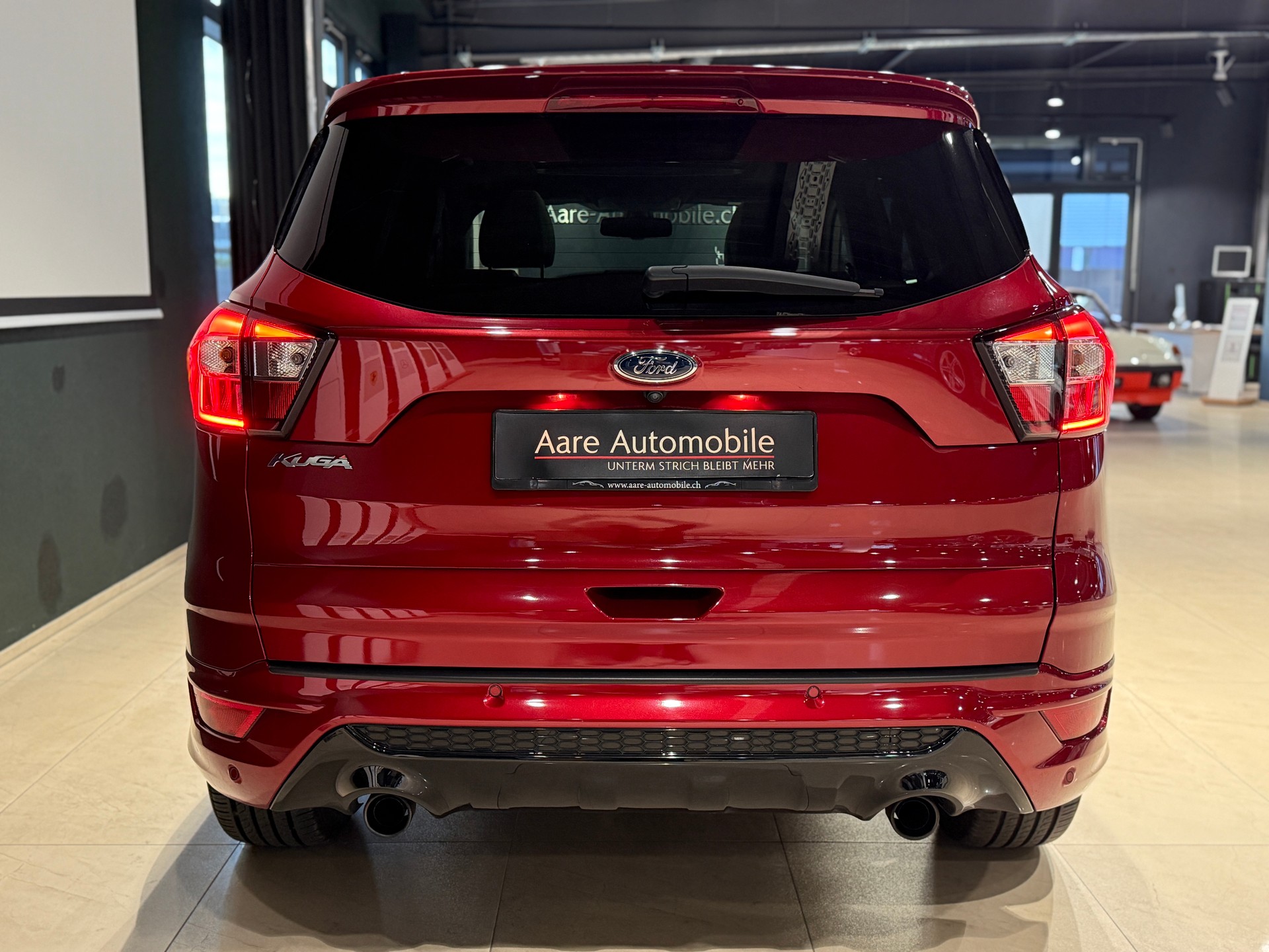 FORD Kuga 1.5 SCTi ST Line High 4WD Automatic-image-6