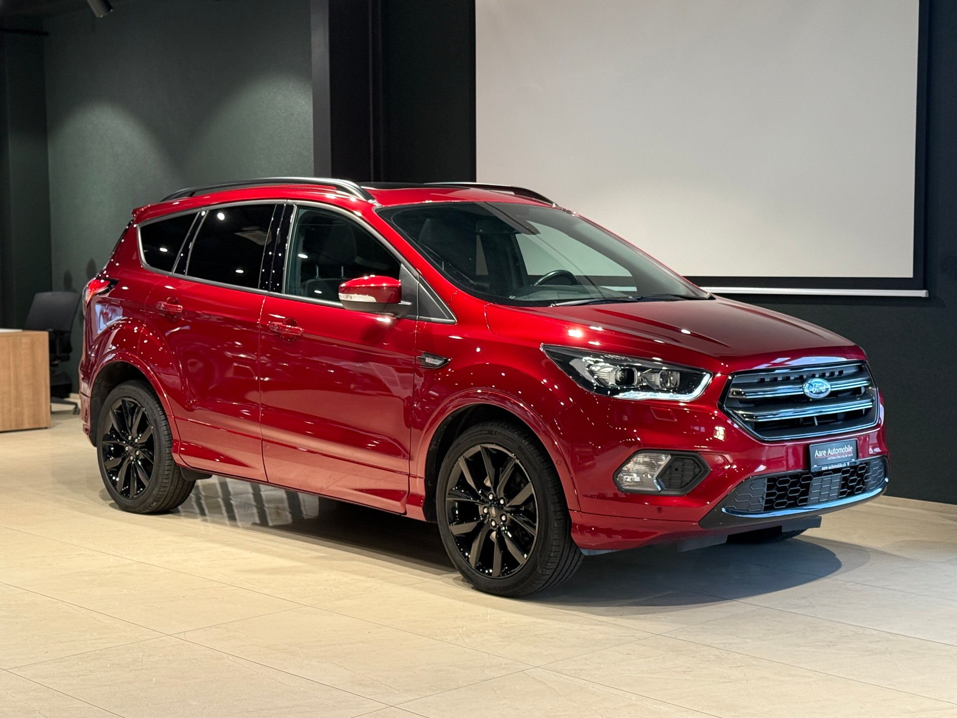 FORD Kuga 1.5 SCTi ST Line High 4WD Automatic