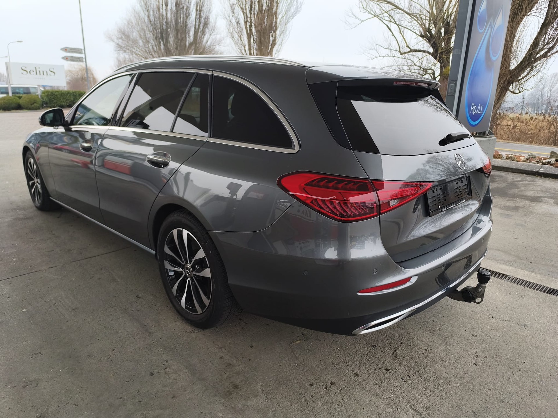 MERCEDES-BENZ MERCEDES-BENZ C 220 d T 4Matic Avantgarde-image-3