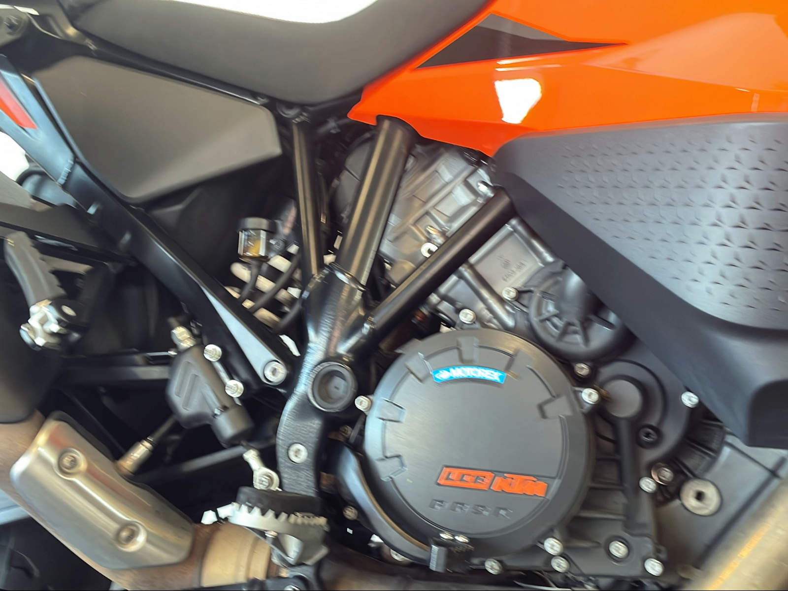 KTM 1290 Super Adventure S ABS-image-9