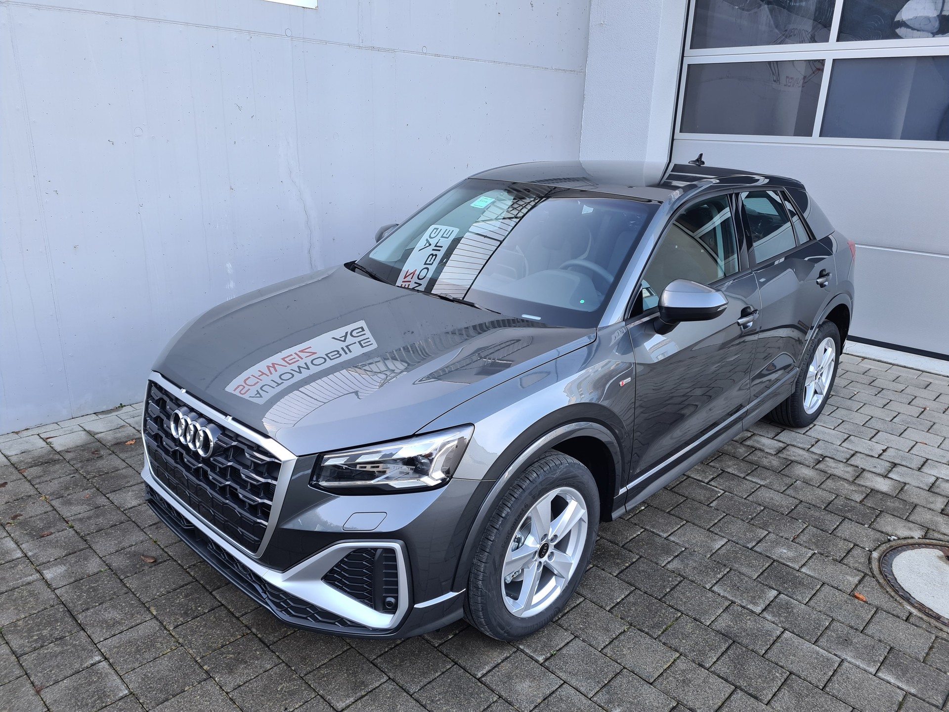 AUDI Q2 35 TFSI S line S-tronic-image-1