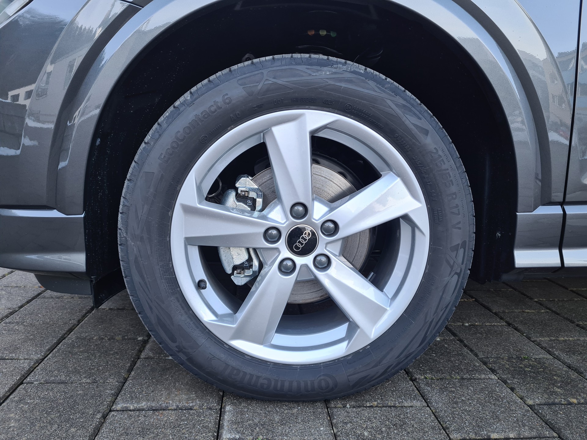 AUDI Q2 35 TFSI S line S-tronic-image-10