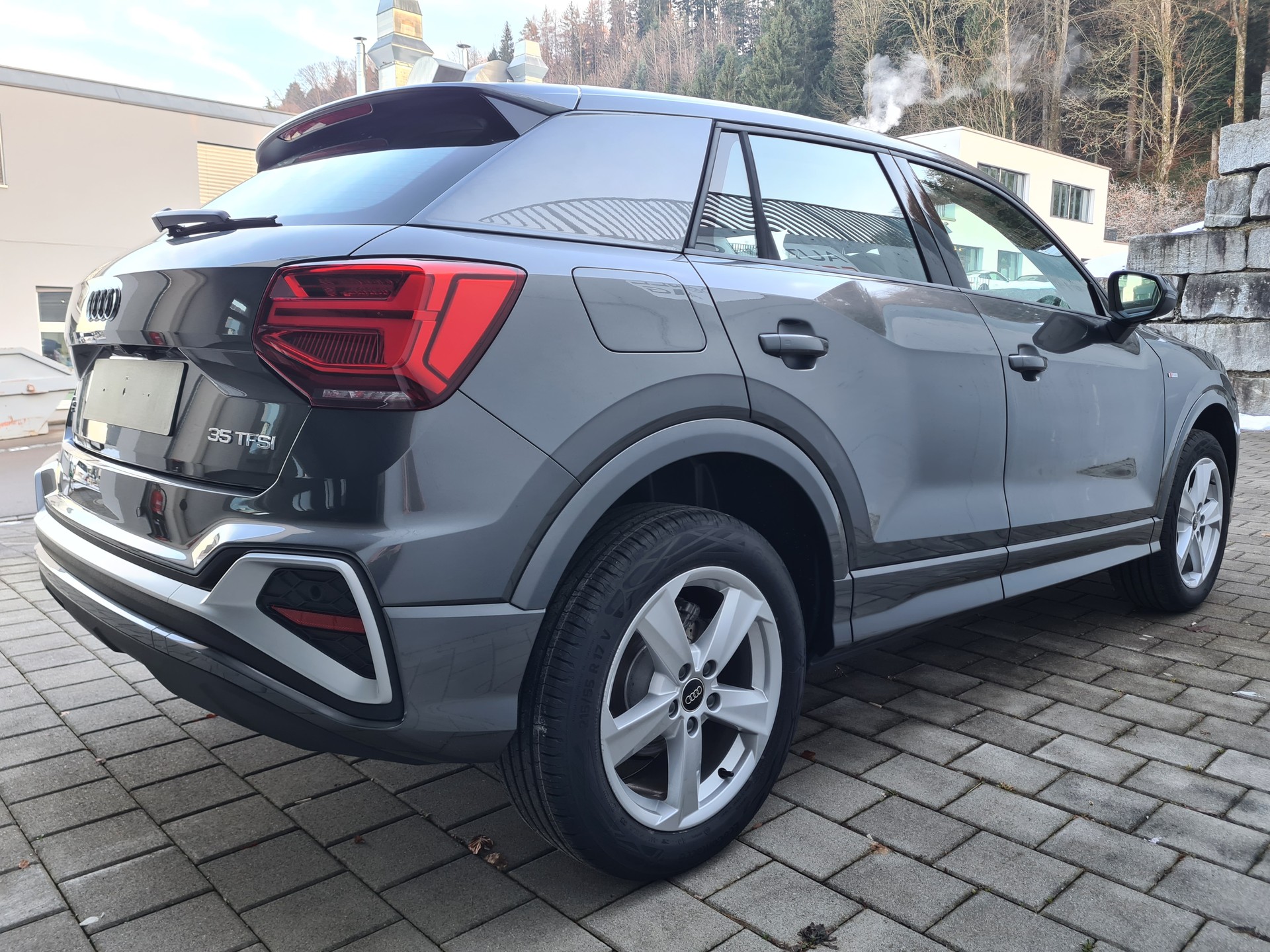AUDI Q2 35 TFSI S line S-tronic-image-7