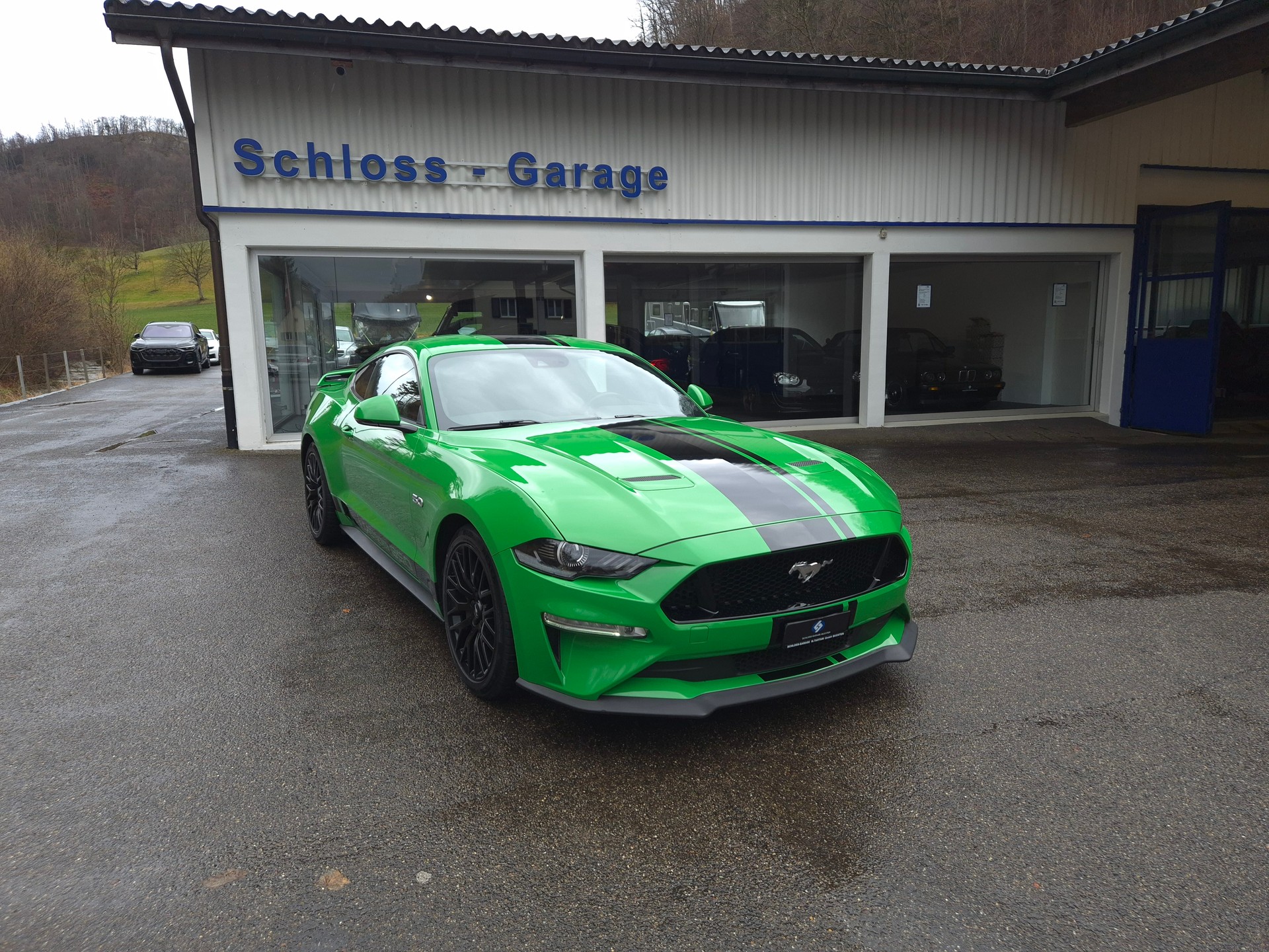 FORD MUSTANG GT Fastback V8-showroom-element-1