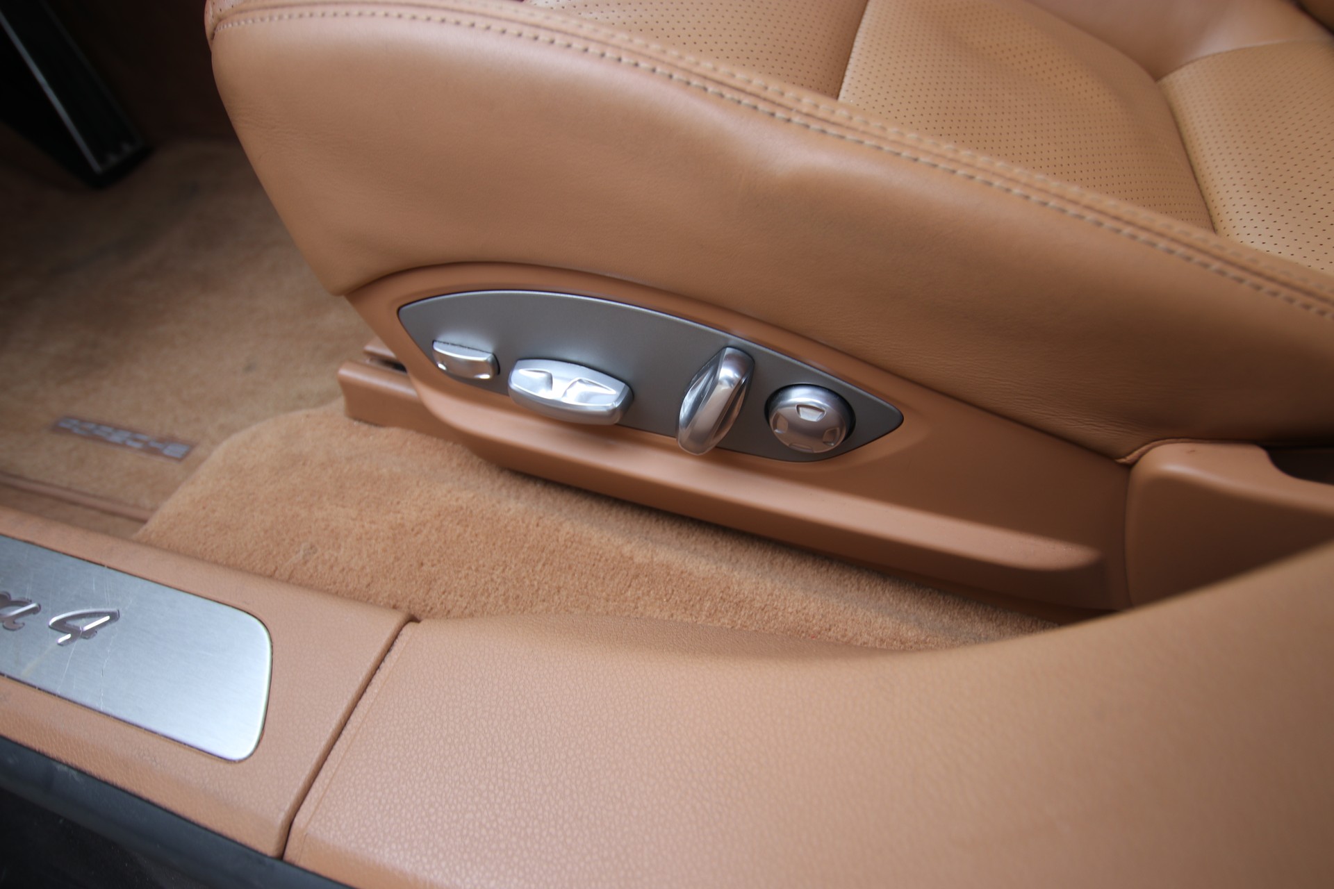 PORSCHE Panamera 4 3.6 PDK-image-25