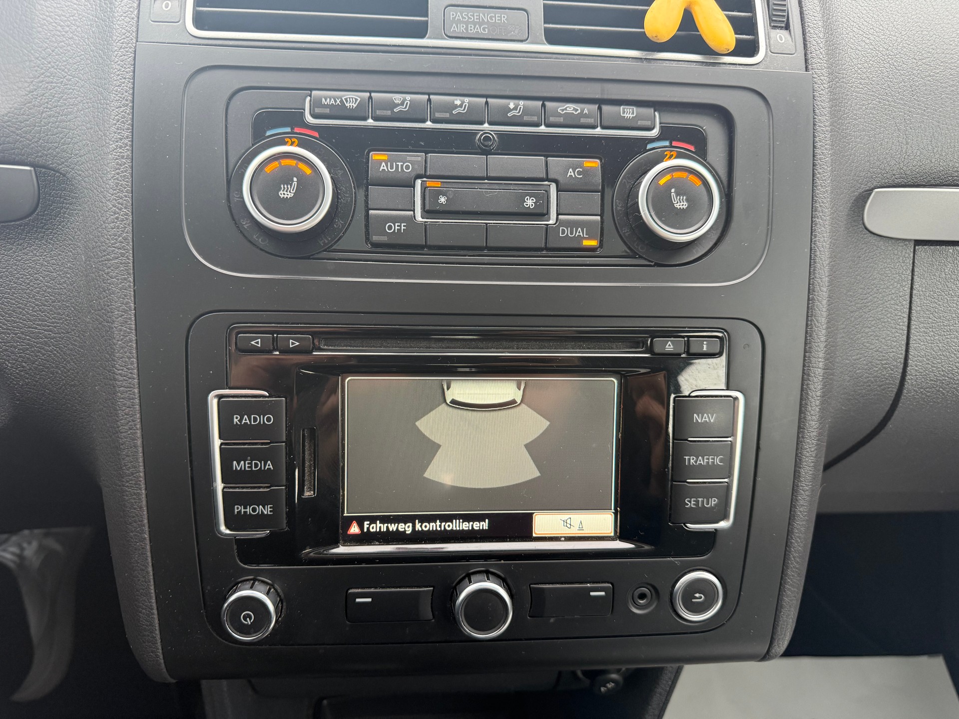 VW Touran 1.6 TDI Trendline 7-Plätzer-image-14