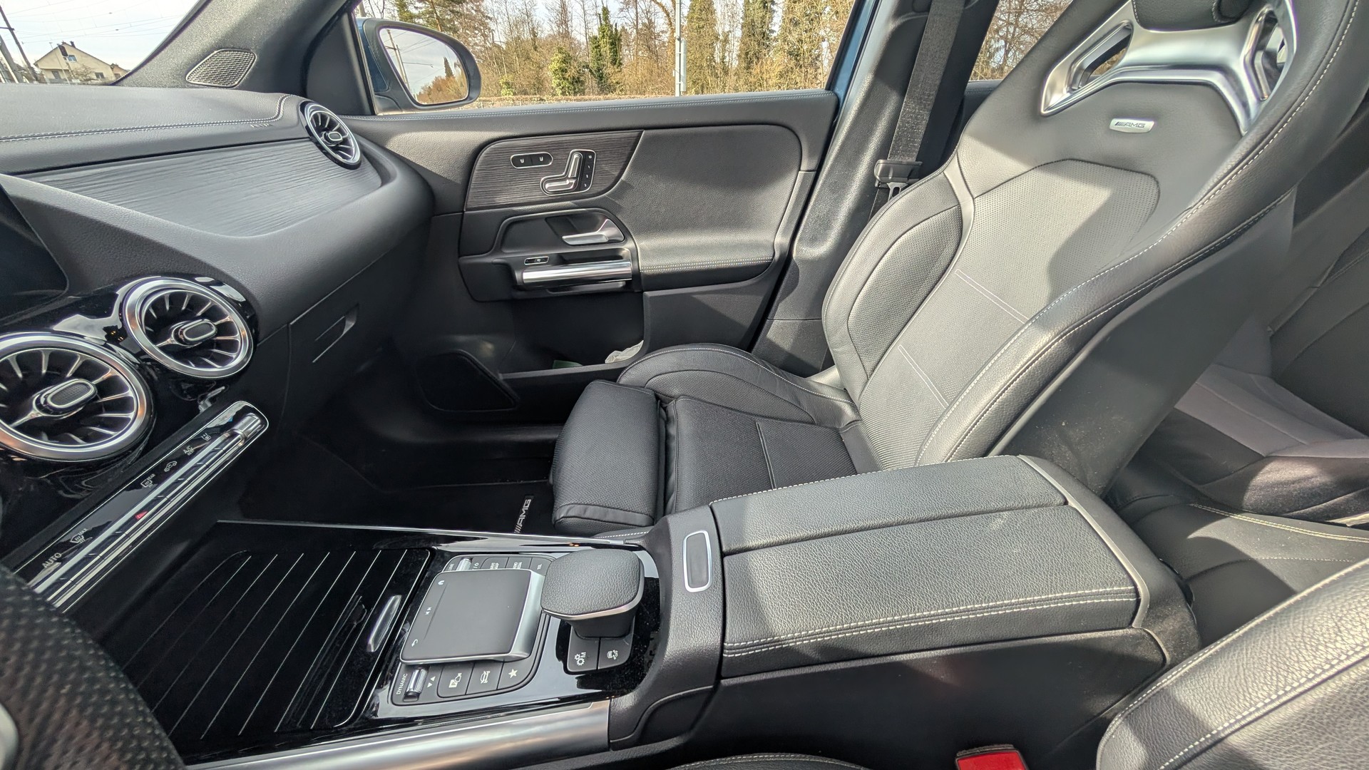MERCEDES-BENZ GLA 35 AMG 4Matic 8G-Speedshift DCT-image-5