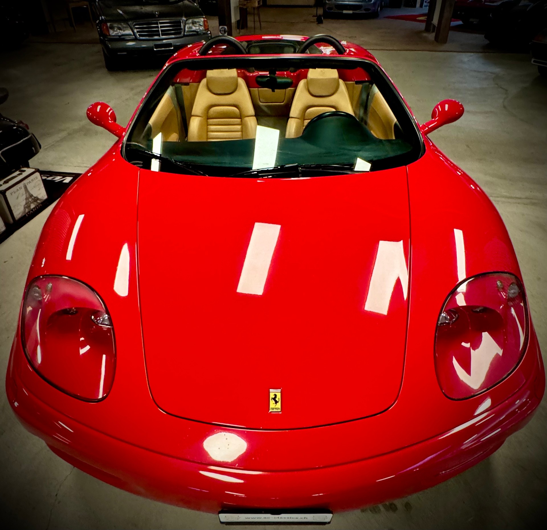 FERRARI F360 Spider-showroom-element-3