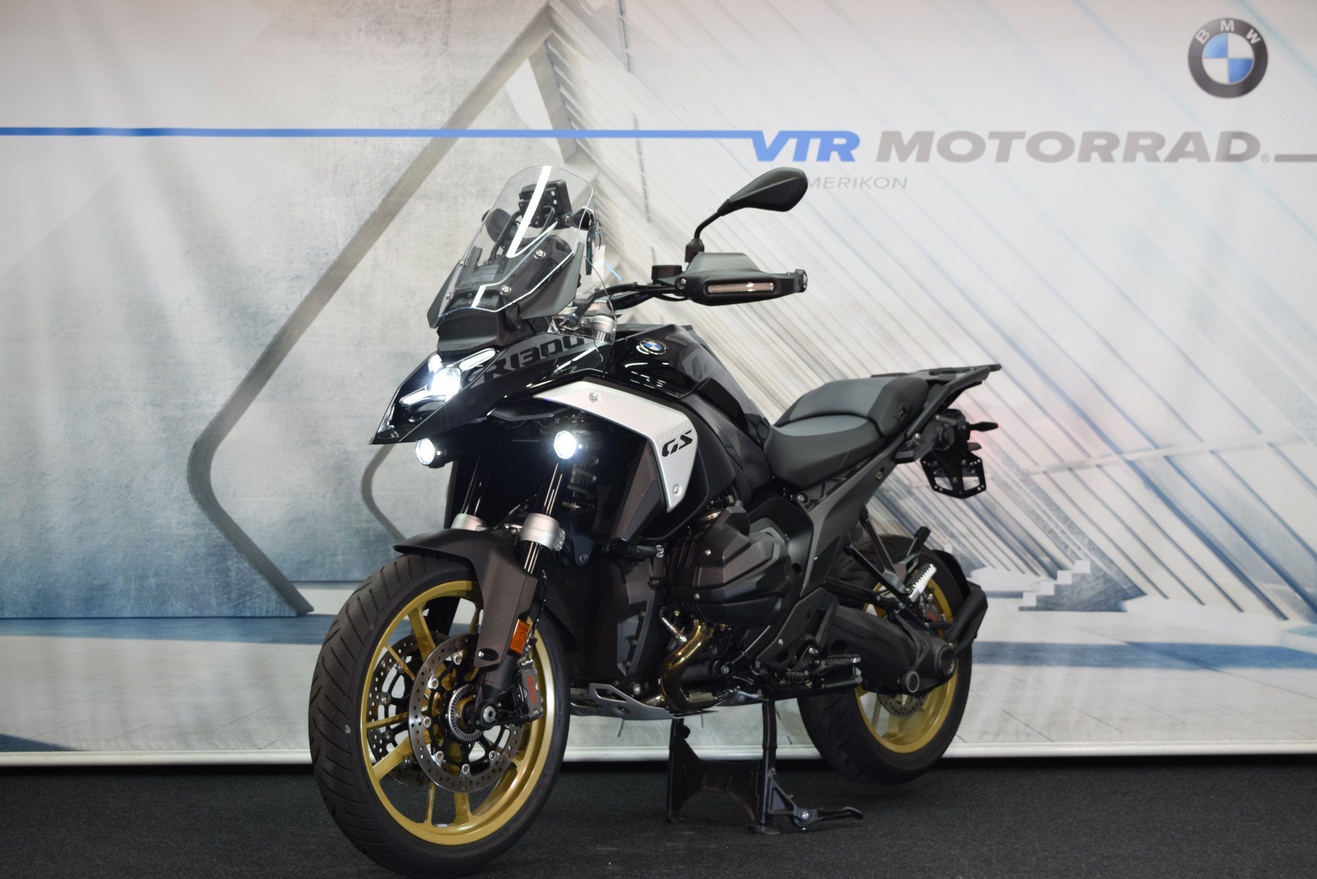 BMW R 1300 GS Triple Black Vollausstattung-image-5