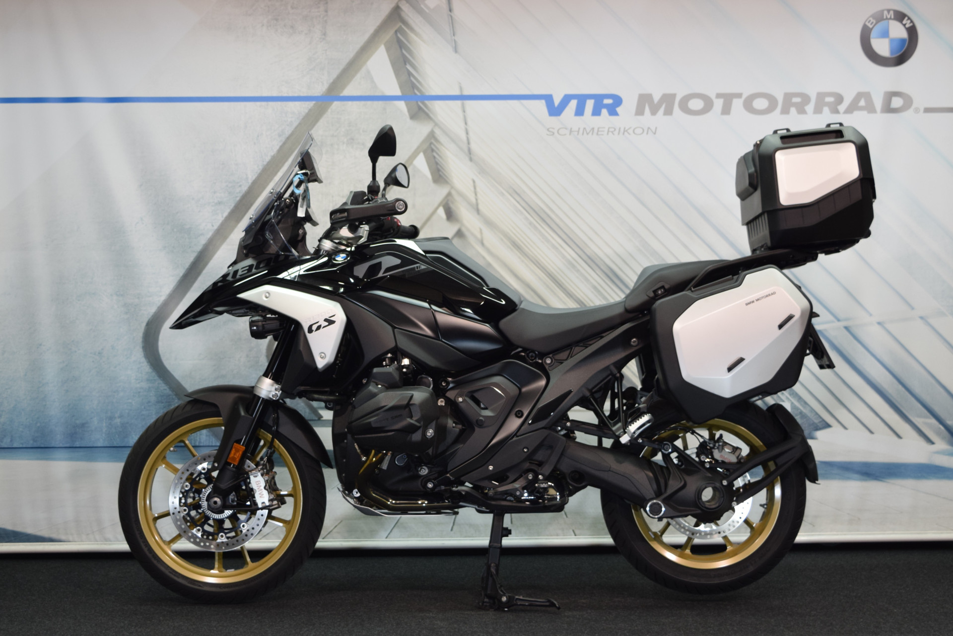 BMW R 1300 GS Triple Black inkl. Navi, Koffer & Topcase-image-4