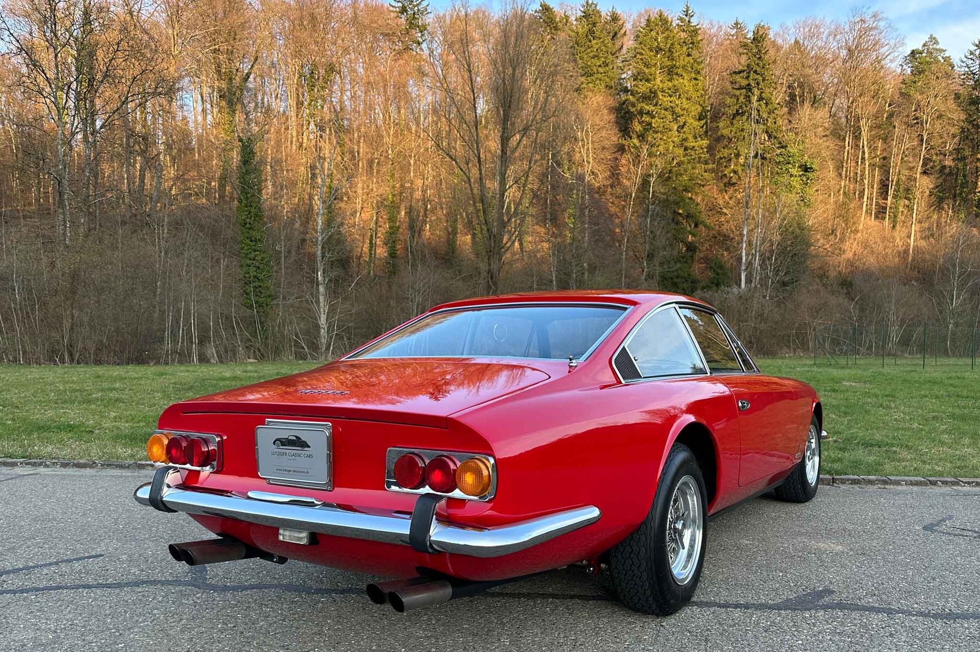 FERRARI 365 GT 2+2-image-5
