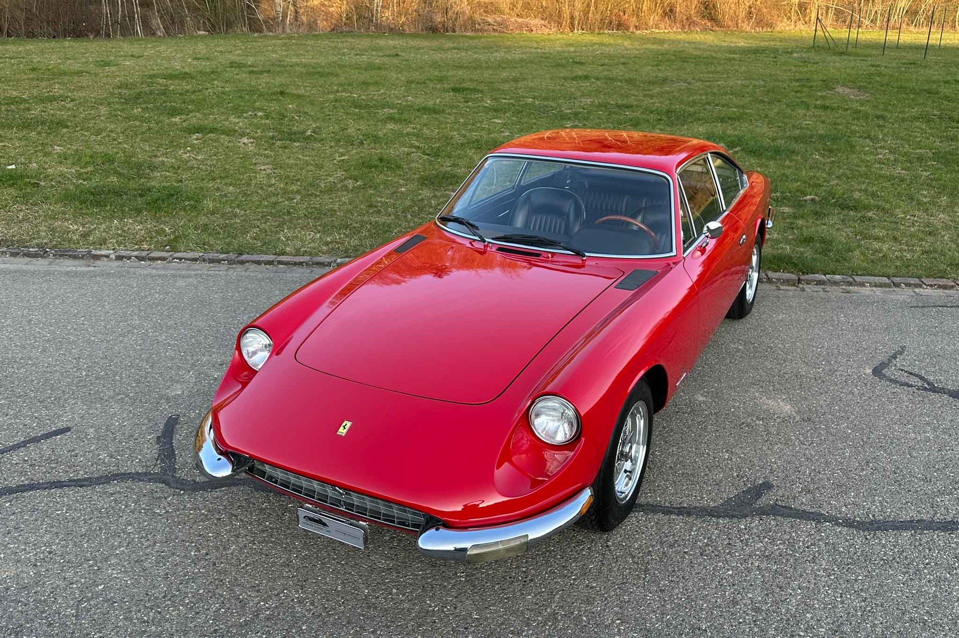 FERRARI 365 GT 2+2-image-8