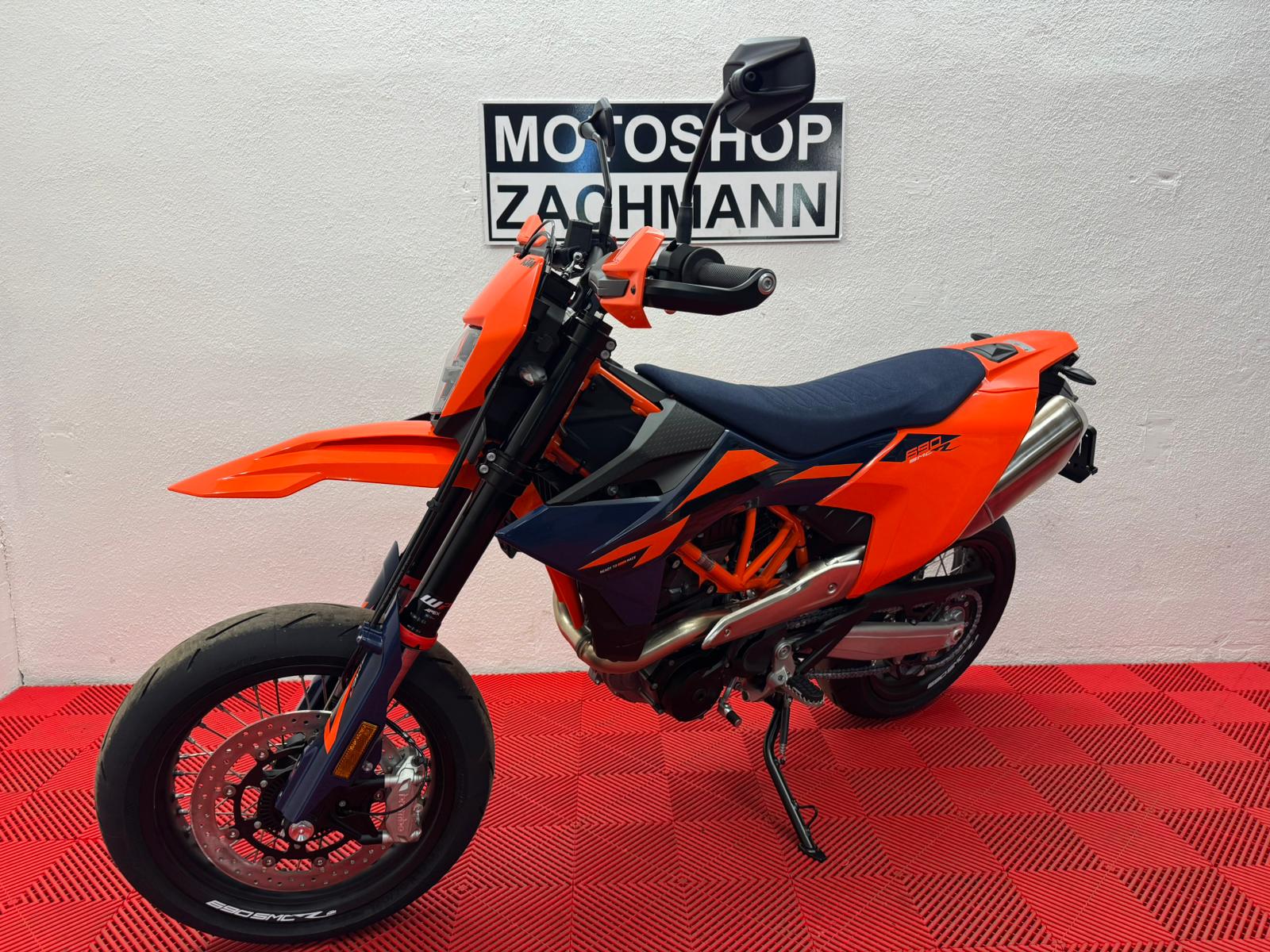 KTM 690 SMC R-image-2