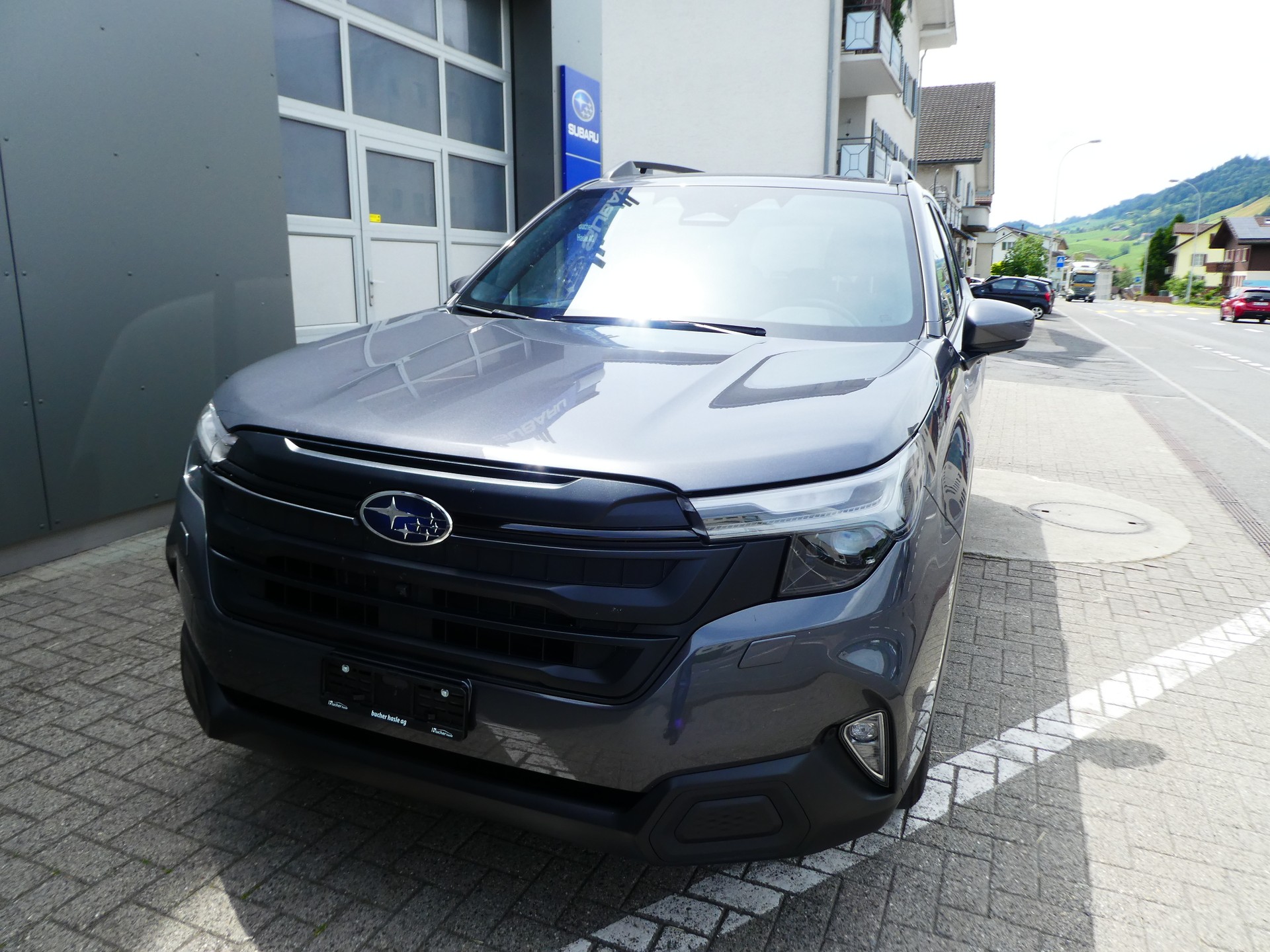SUBARU Forester 2.0i e-Boxer Swiss Plus Lineartronic-image-6
