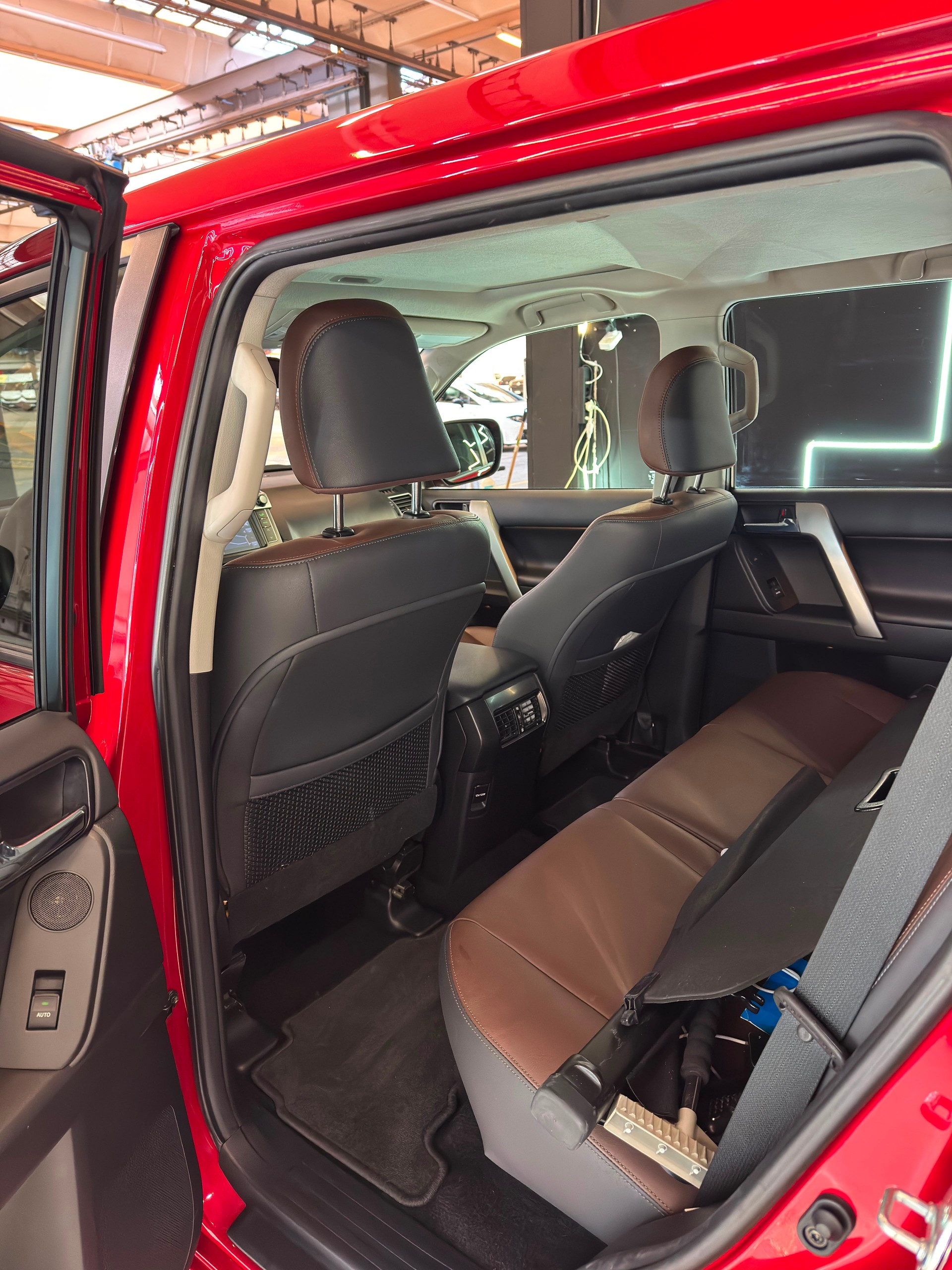 TOYOTA 4,0 V6 Dual VVT-i Sol Premium-image-14