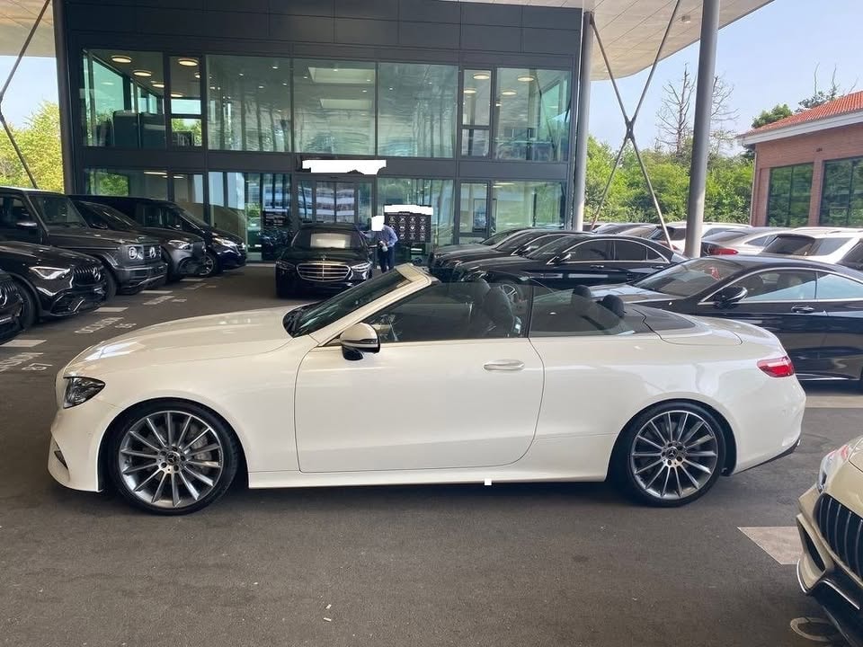 MERCEDES-BENZ E 400