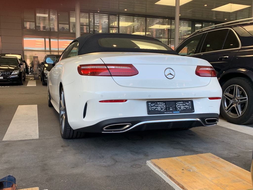 MERCEDES-BENZ E 400-image-4