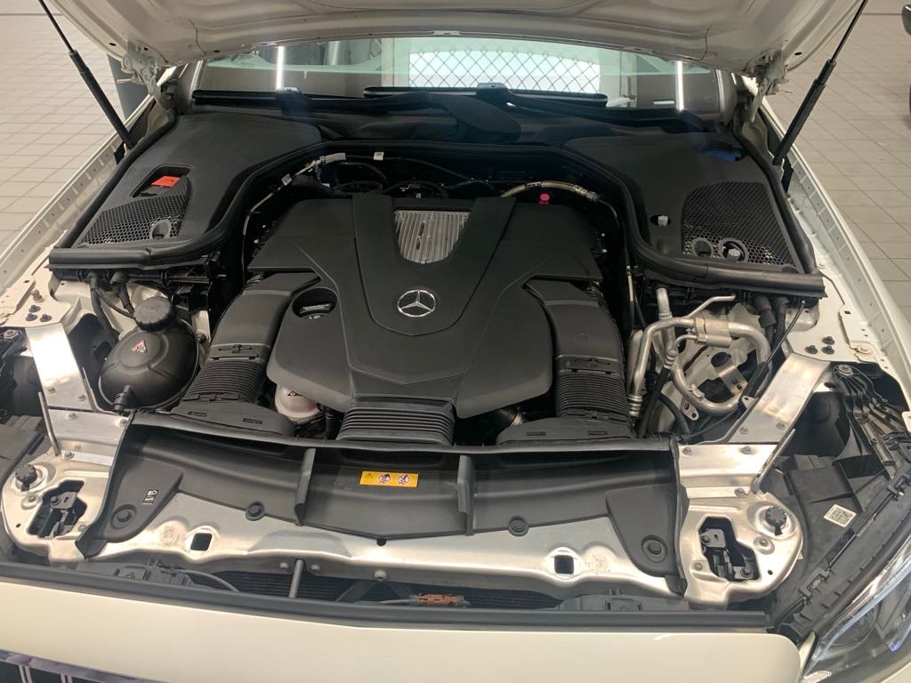 MERCEDES-BENZ E 400-image-10