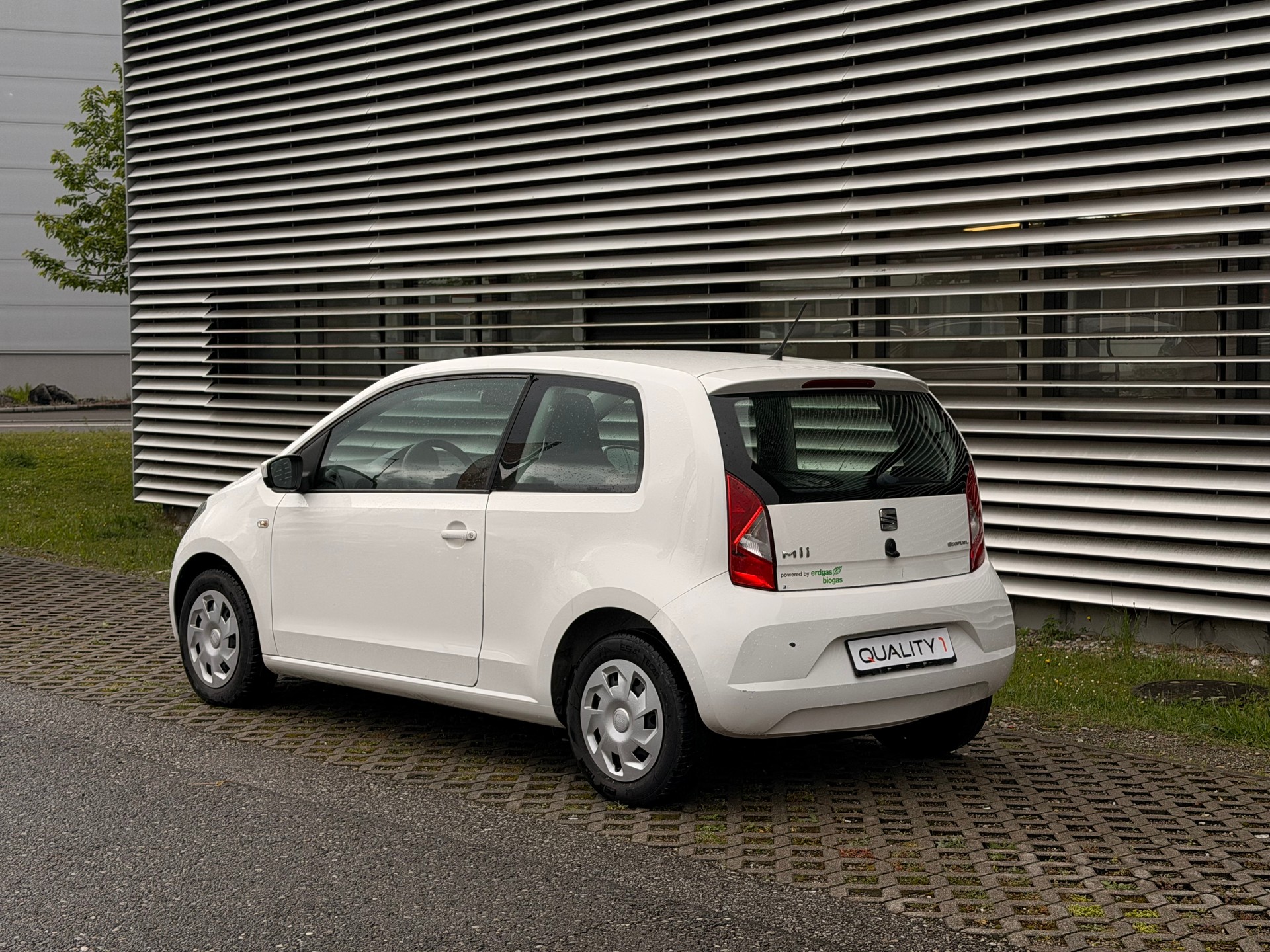 SEAT Mii 1.0 Chic EcoFuel-showroom-element-1