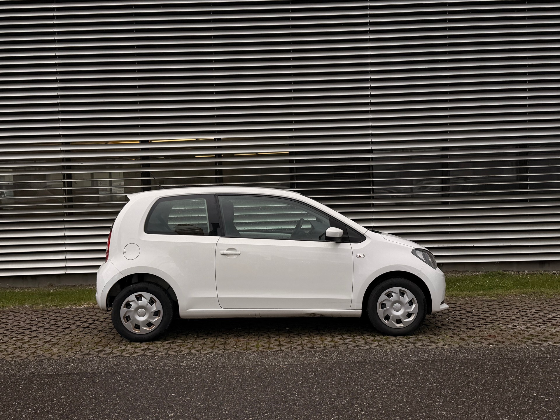 SEAT Mii 1.0 Chic EcoFuel-image-4