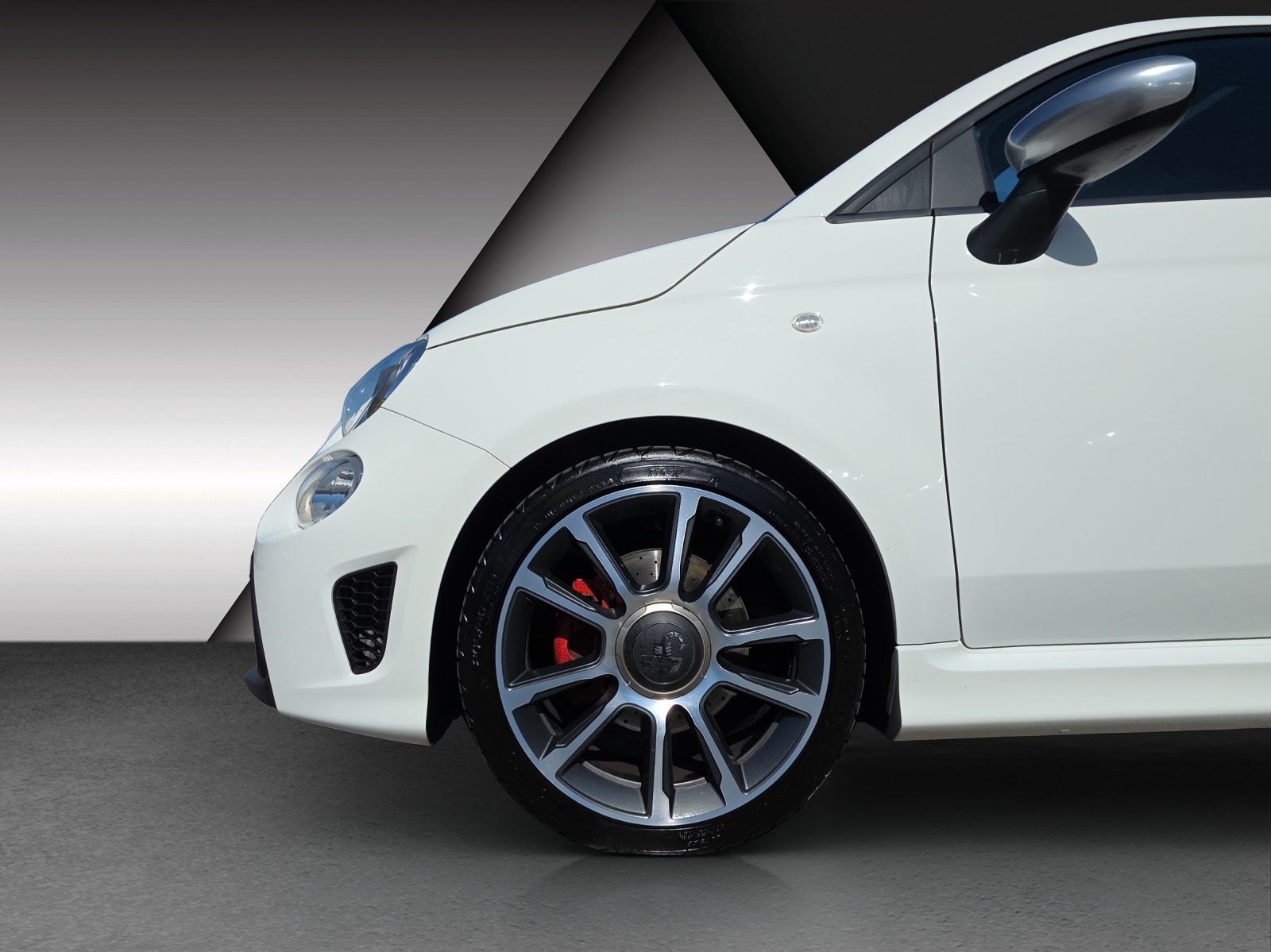 FIAT 595 1.4 16V Turbo Abarth Turismo-image-17