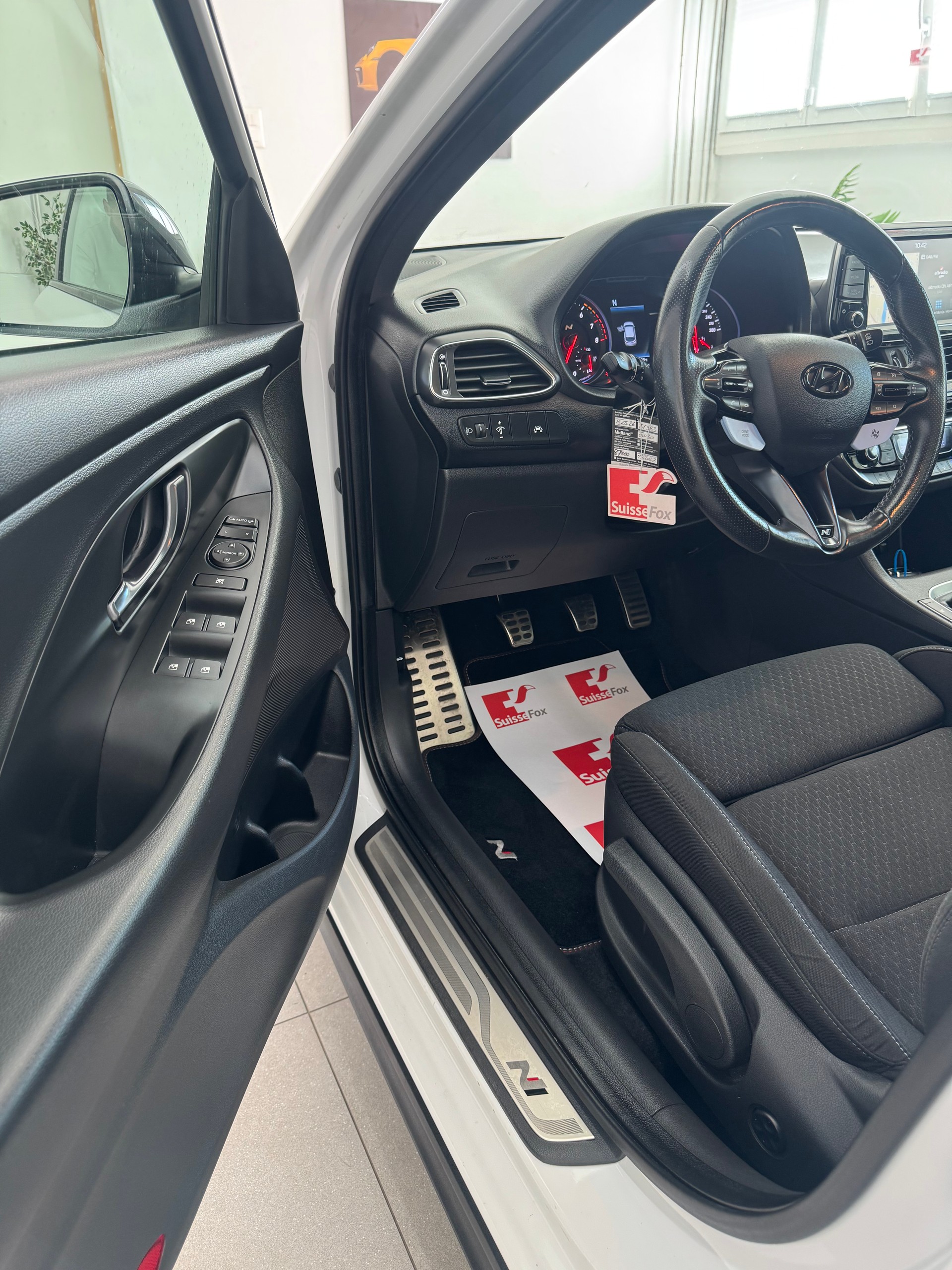HYUNDAI i30 N 2.0 T-GDi-image-9
