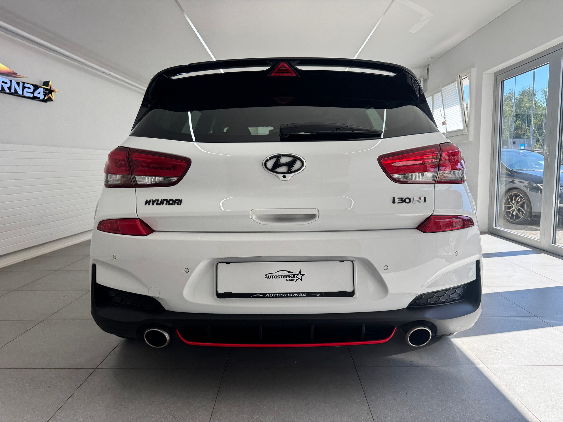 HYUNDAI i30 N 2.0 T-GDi-showroom-element-3