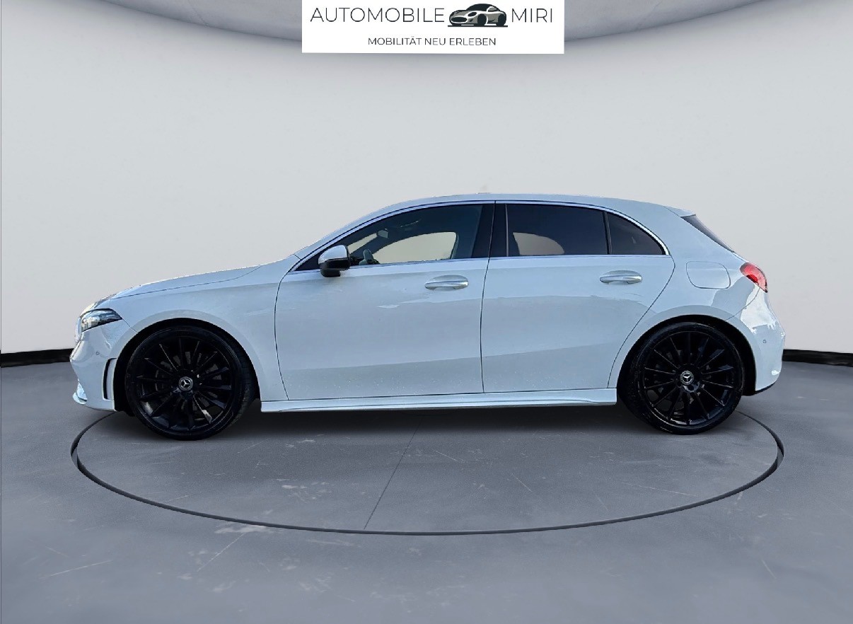 MERCEDES-BENZ A 220 AMG Line 7G-DCT 4Matic-image-5