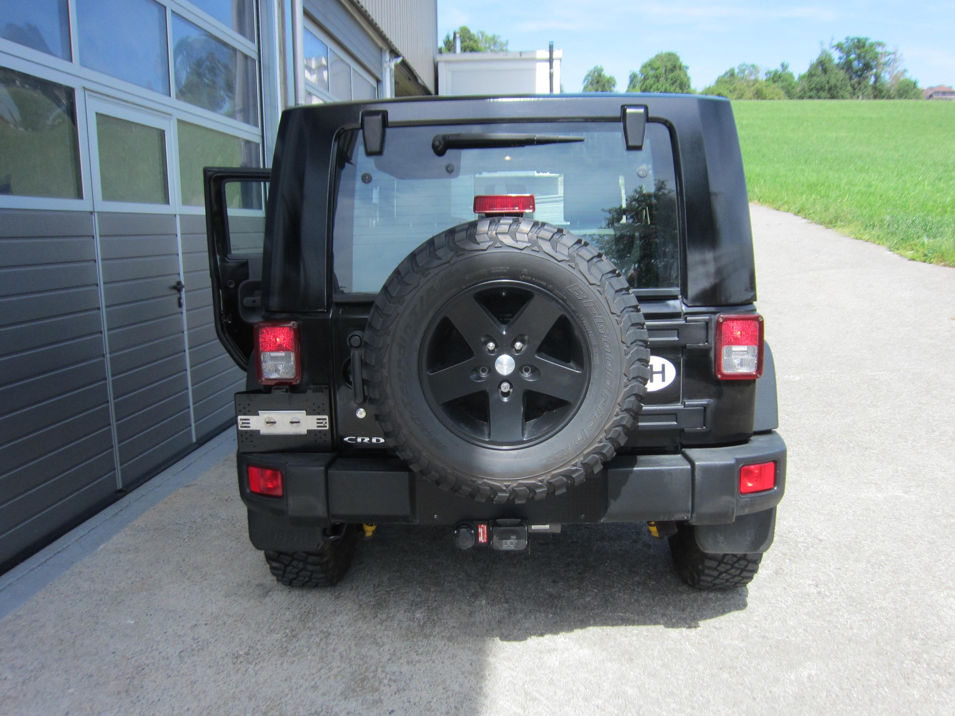JEEP 2.8 CRD Rubicon-image-3