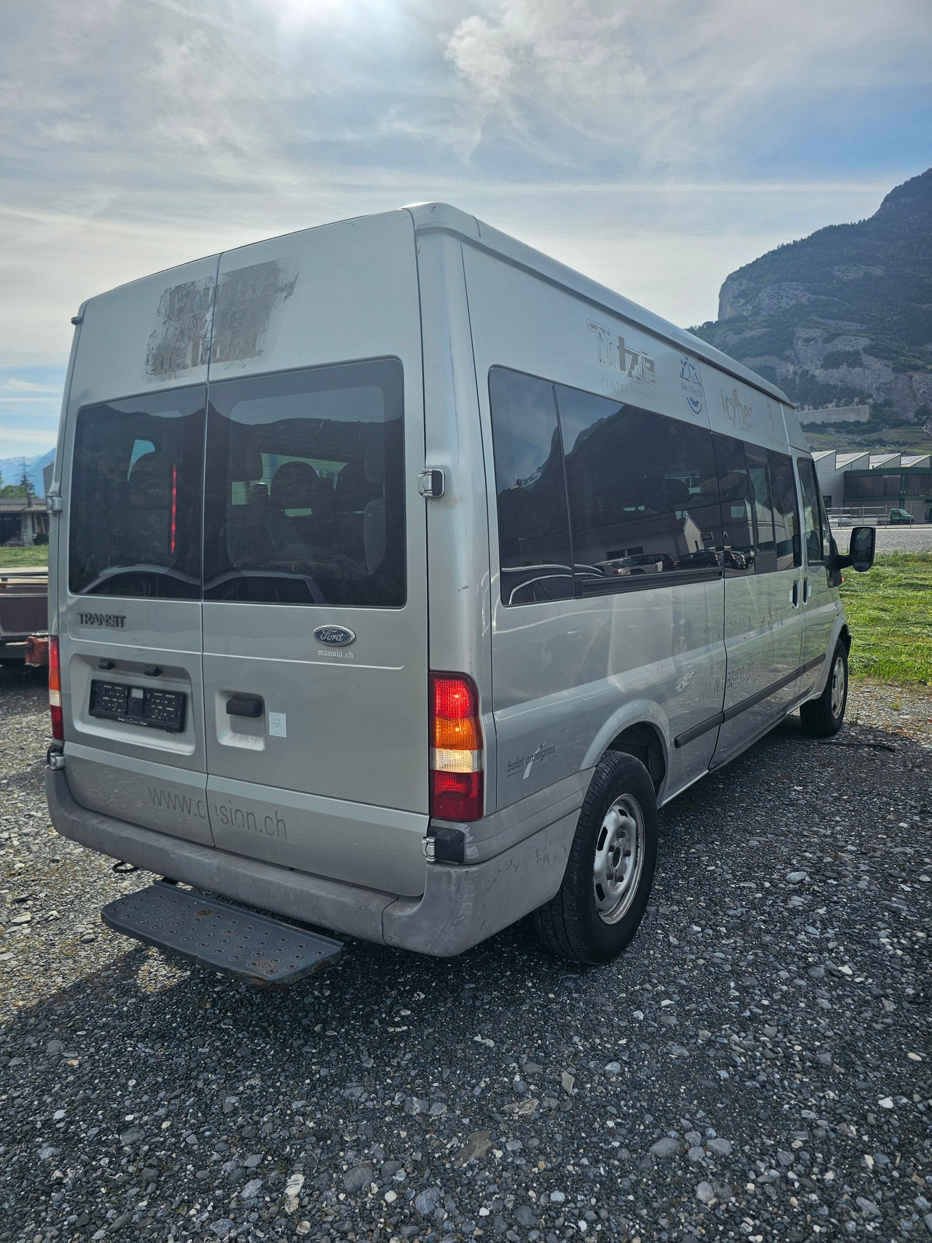 FORD Transit-image-2