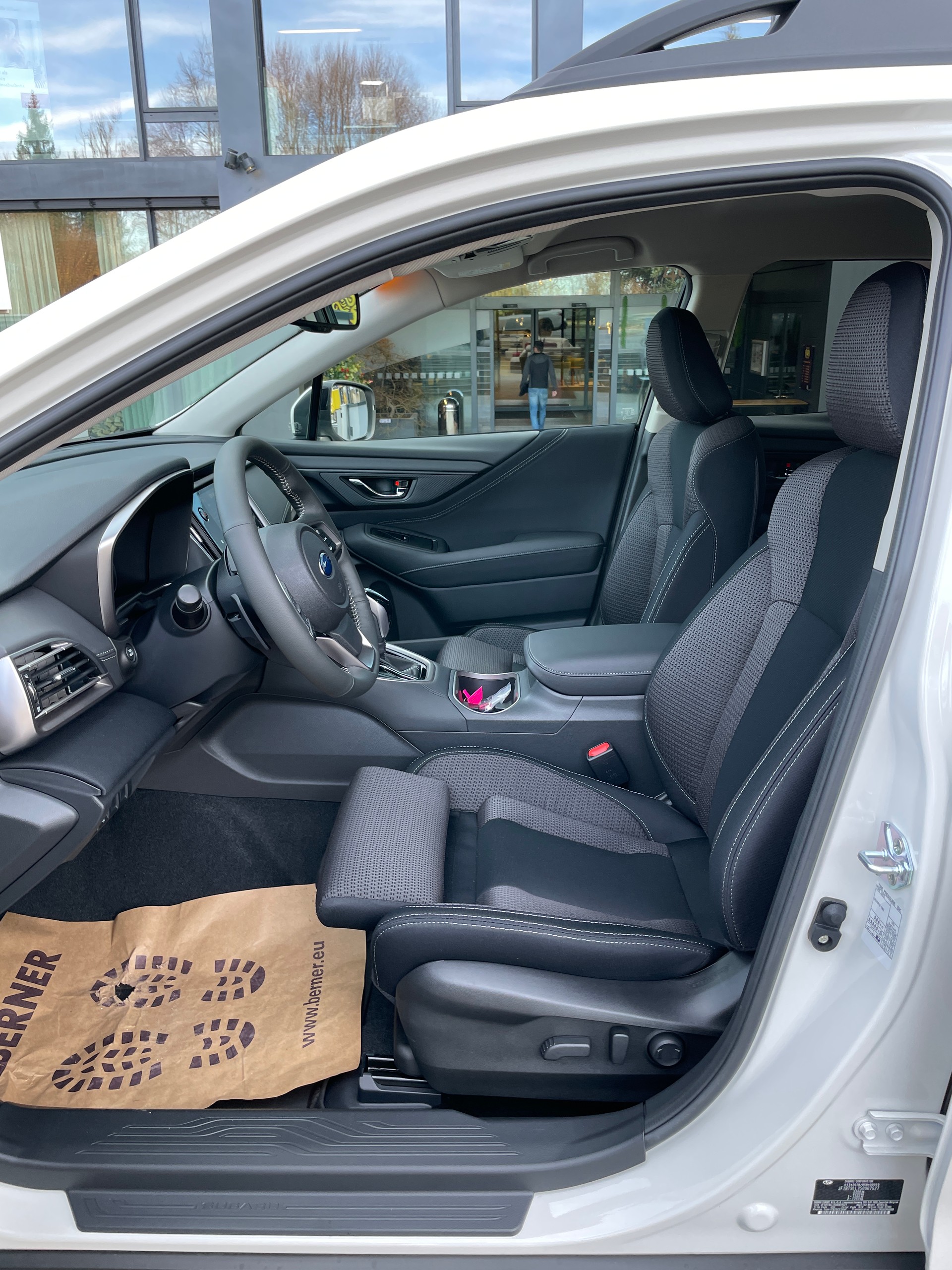 SUBARU Outback 2.5i Advantage AWD Lineartronic-image-10