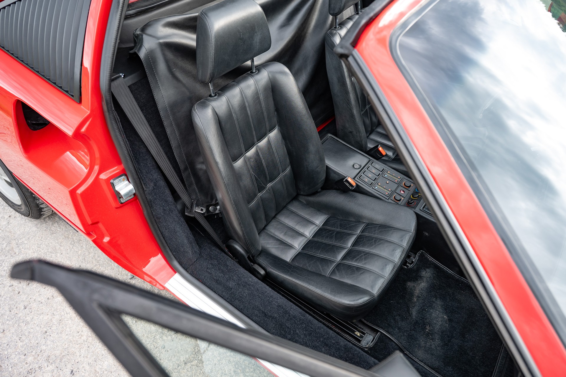 FERRARI 328 GTS-image-14