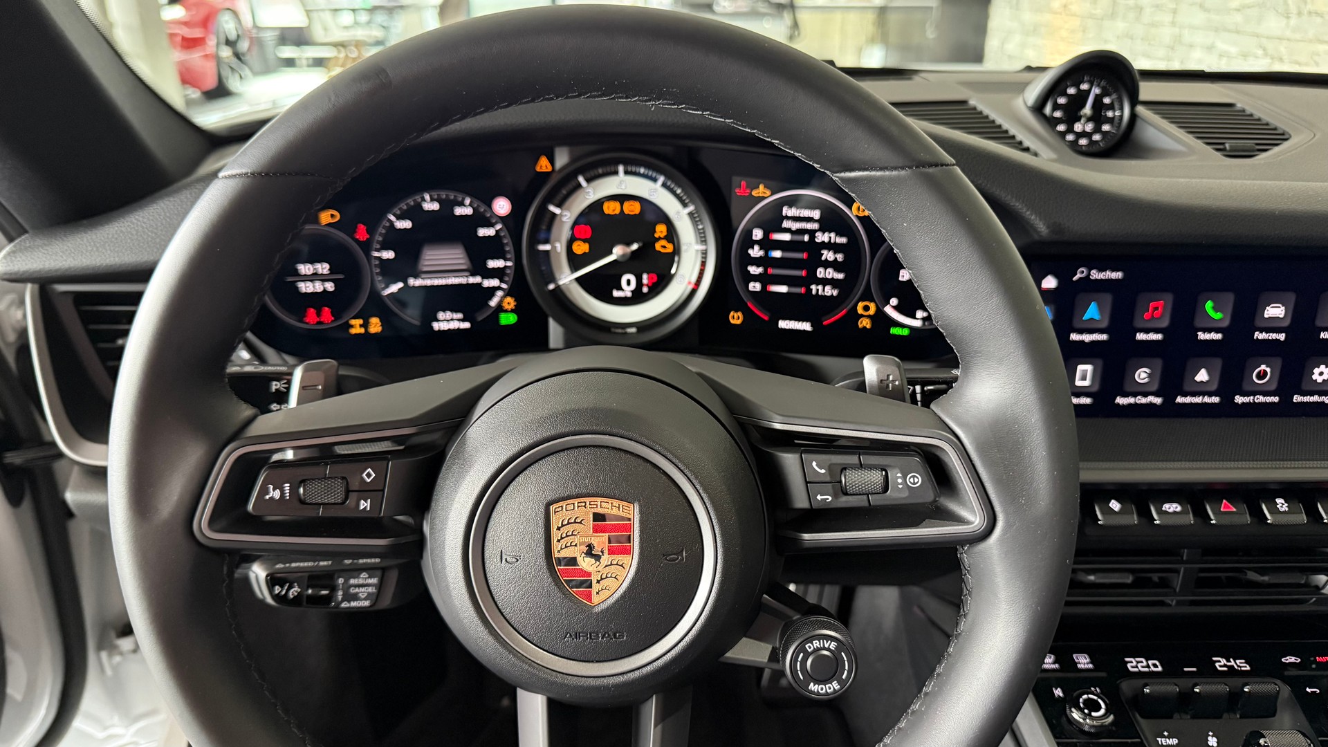 PORSCHE 911 Carrera 4S PDK Sport Design Paket-image-20