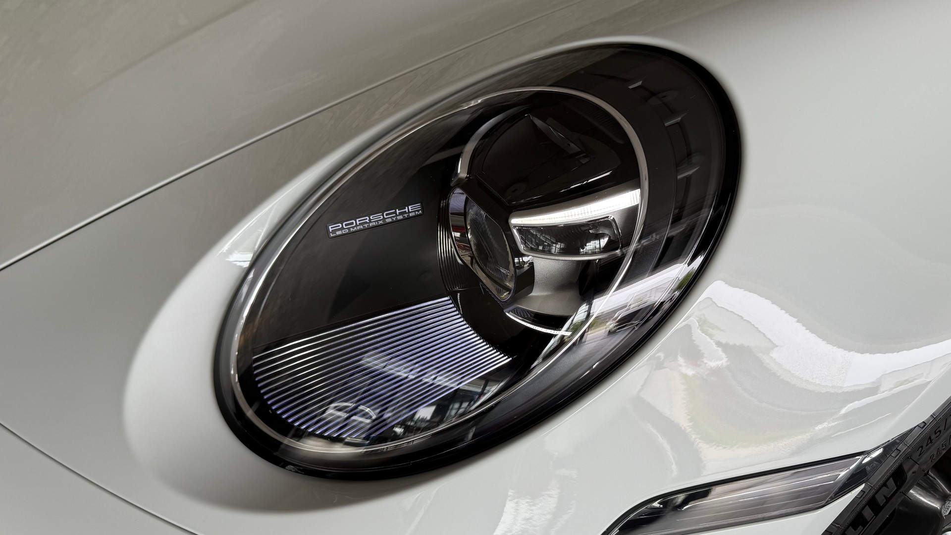 PORSCHE 911 Carrera 4S PDK Sport Design Paket-image-14