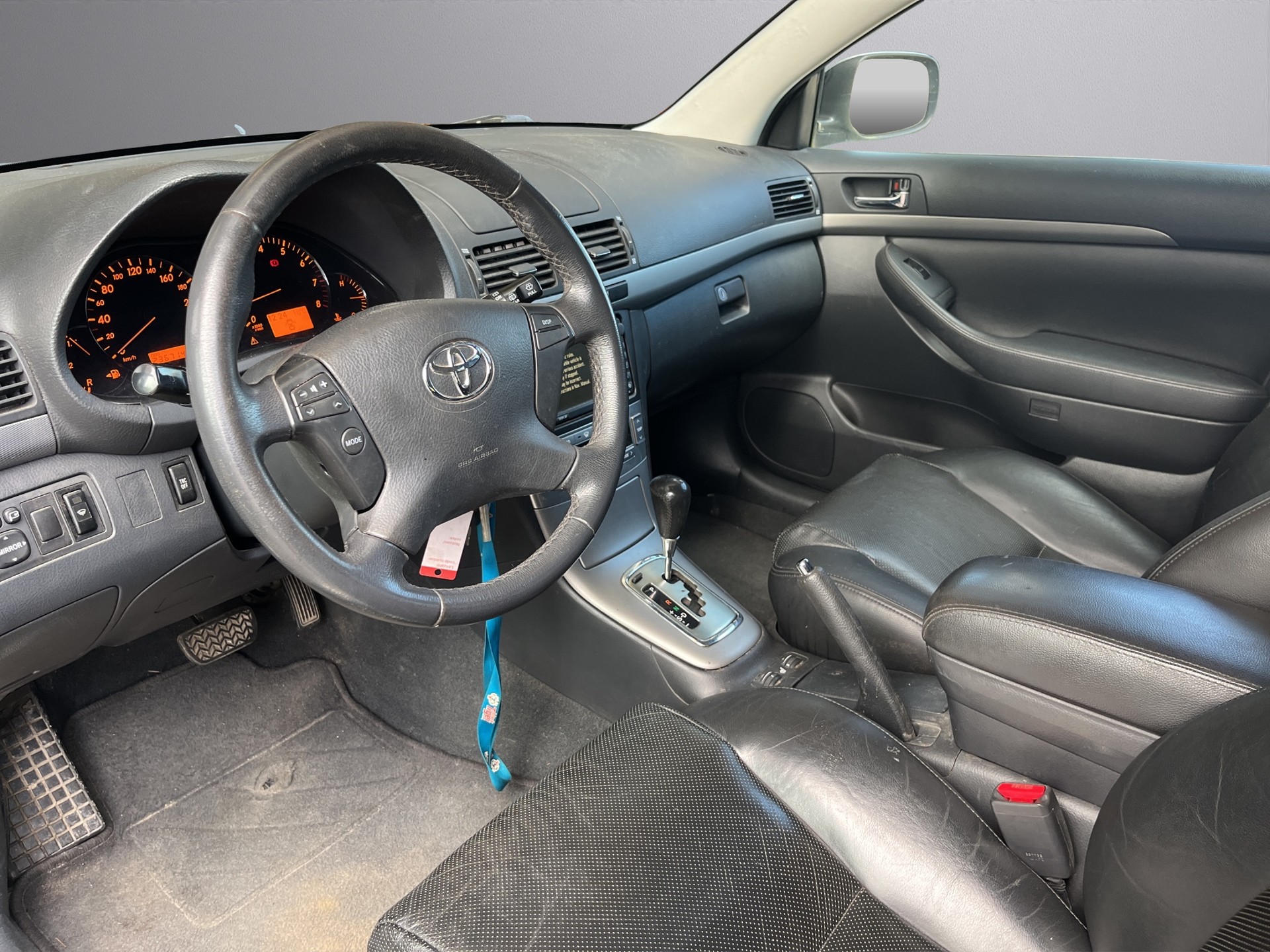 TOYOTA Avensis 2.4 D4 VVT-i Linea Sol Prem. T-Step5-image-23
