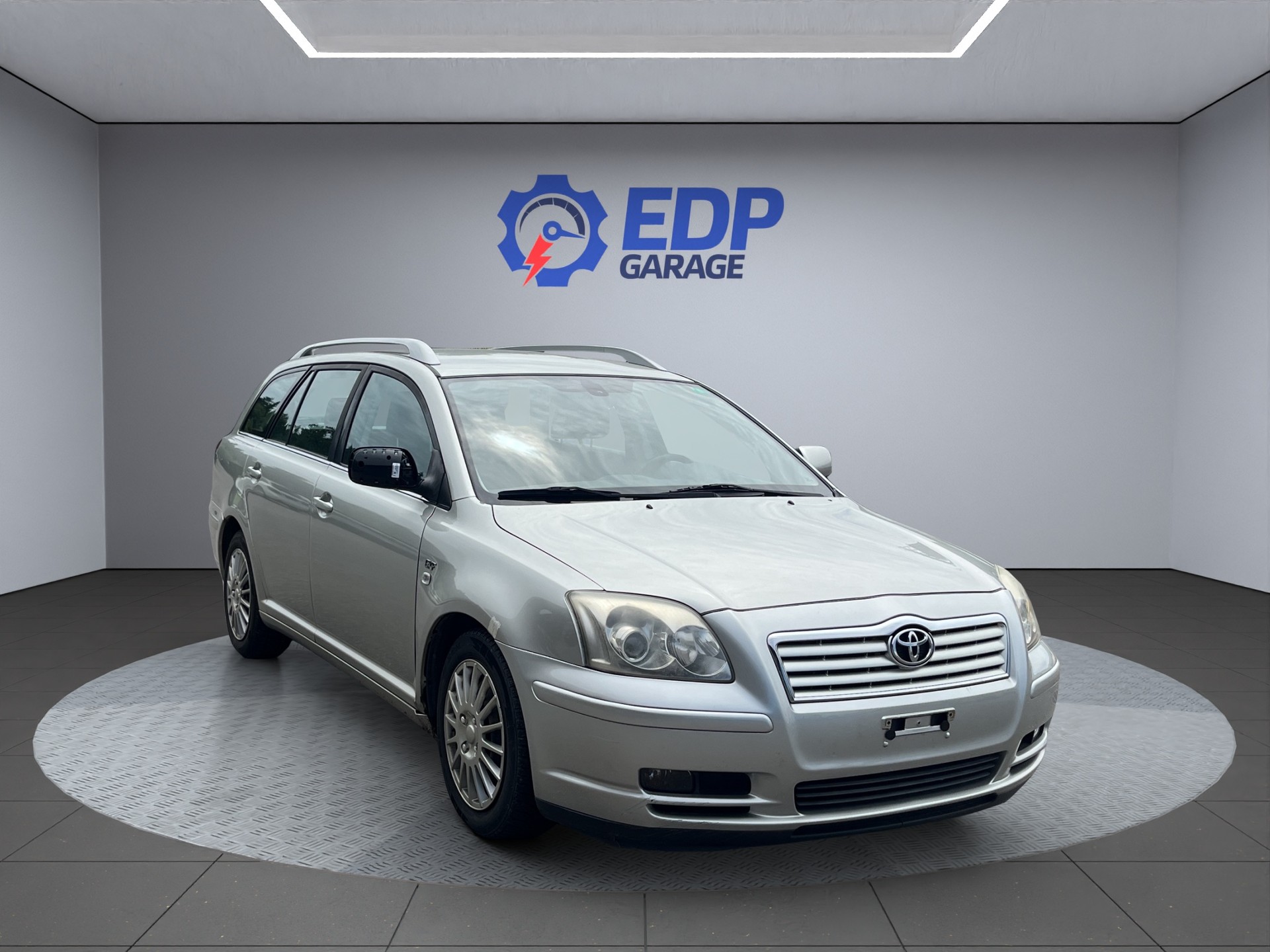 TOYOTA Avensis 2.4 D4 VVT-i Linea Sol Prem. T-Step5-showroom-element-3