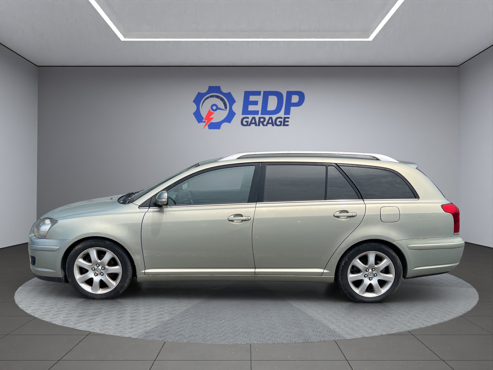 TOYOTA Avensis 2.4 D4 VVT-i Linea Sol Prem. T-Step5-image-15