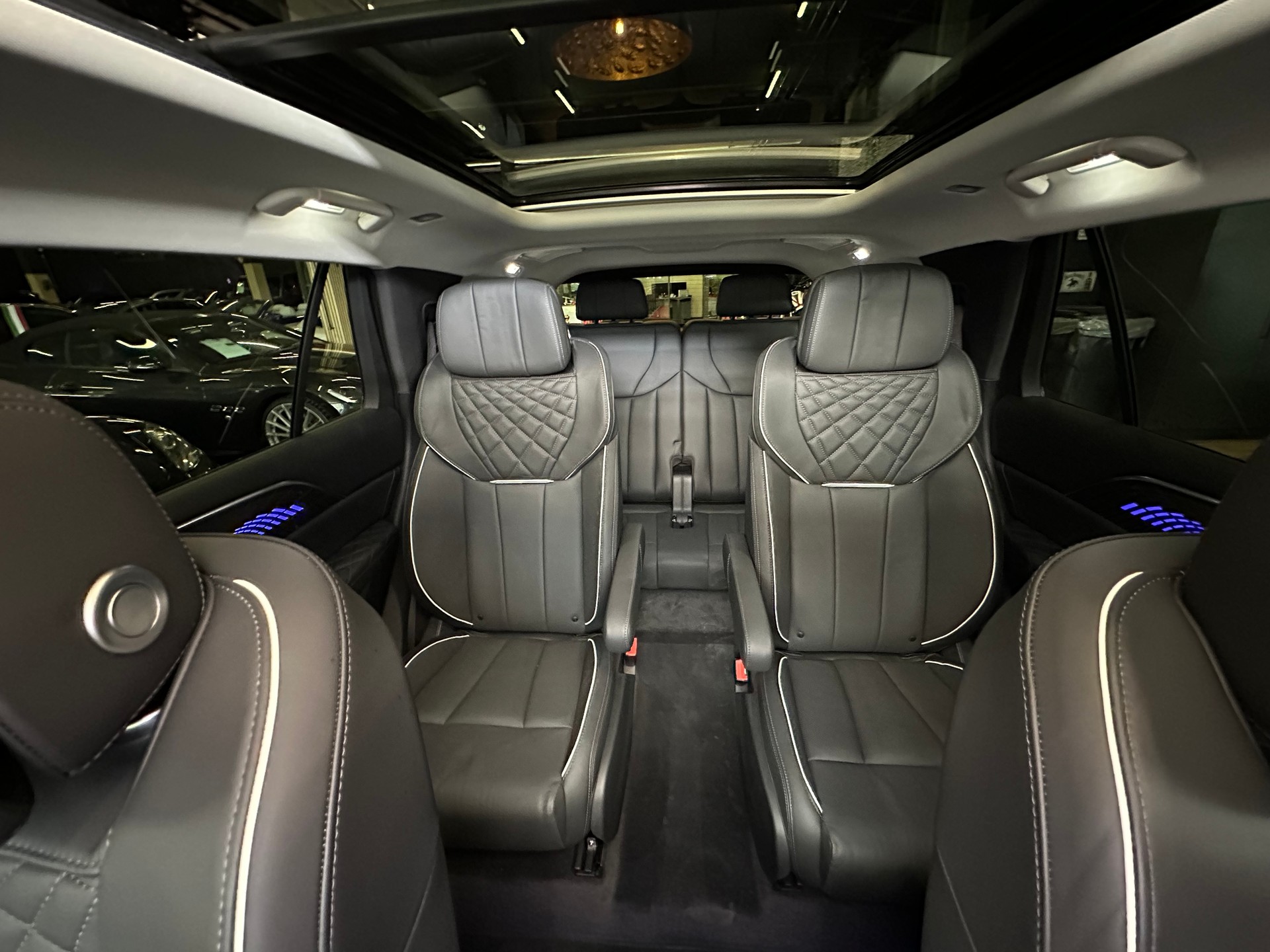 HONGQI E-HS9 Exclusive 99 kWh-image-19