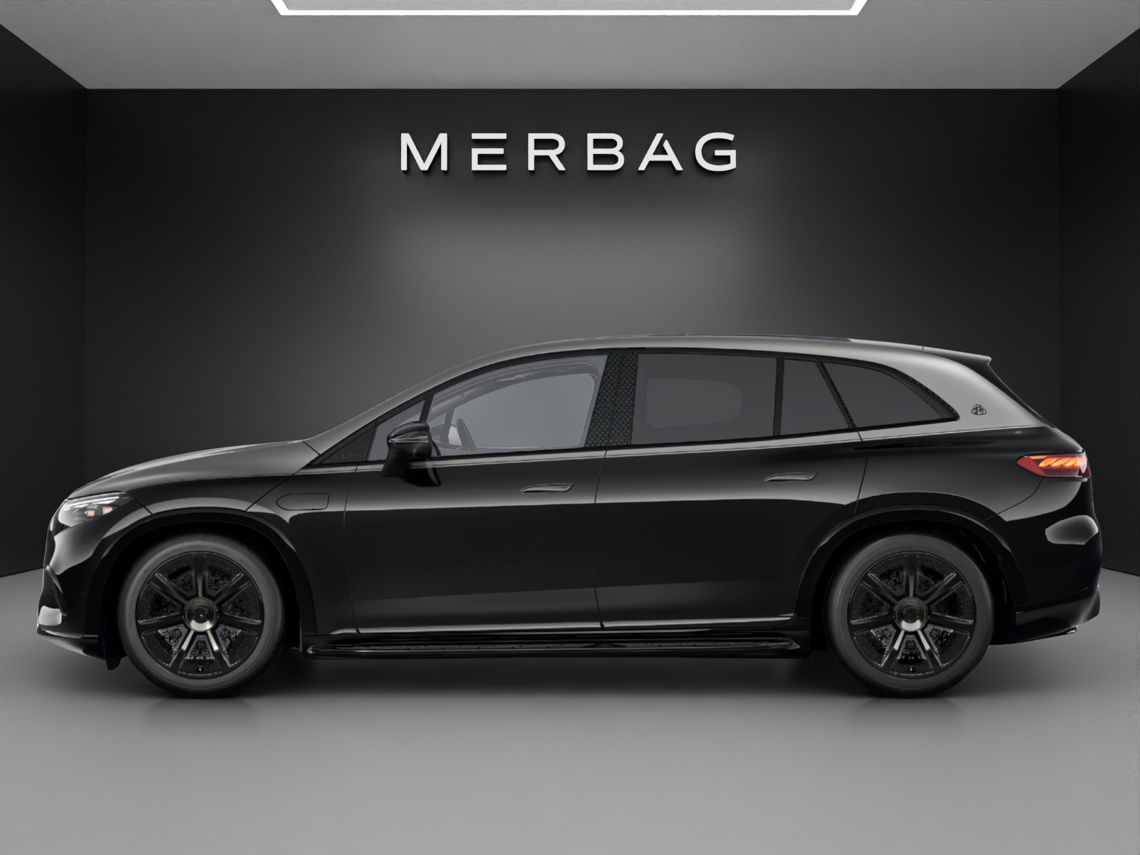 MERCEDES-BENZ EQS SUV 680 Maybach-image-1